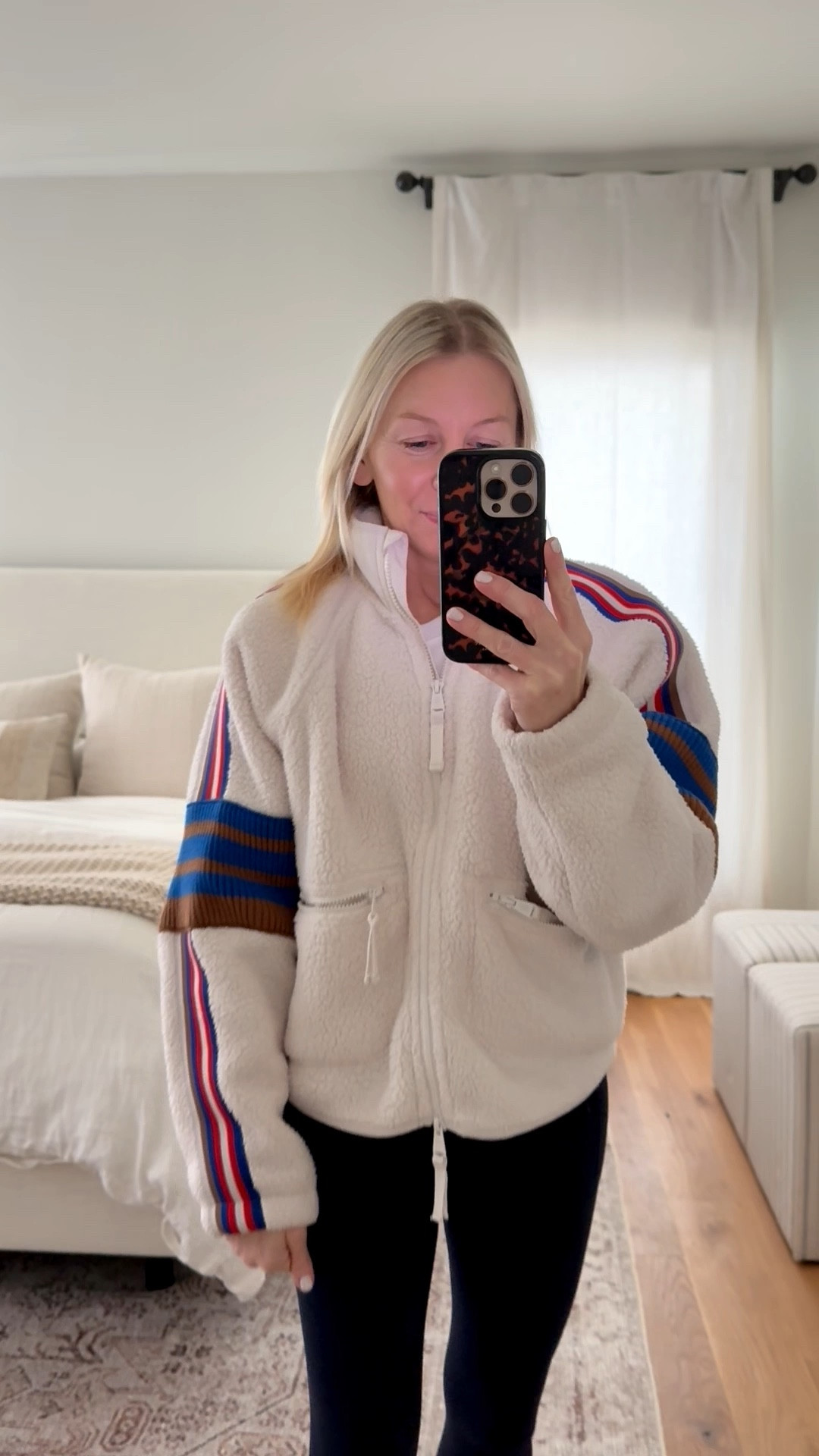 This jacket has been on repeat! So warm and cozy! I’ve been wearing it to and from the gym (and around the house cause it’s cold!!!) wearing size extra small, does run oversized

#LTKootd #LTKgrwm #LTKActive