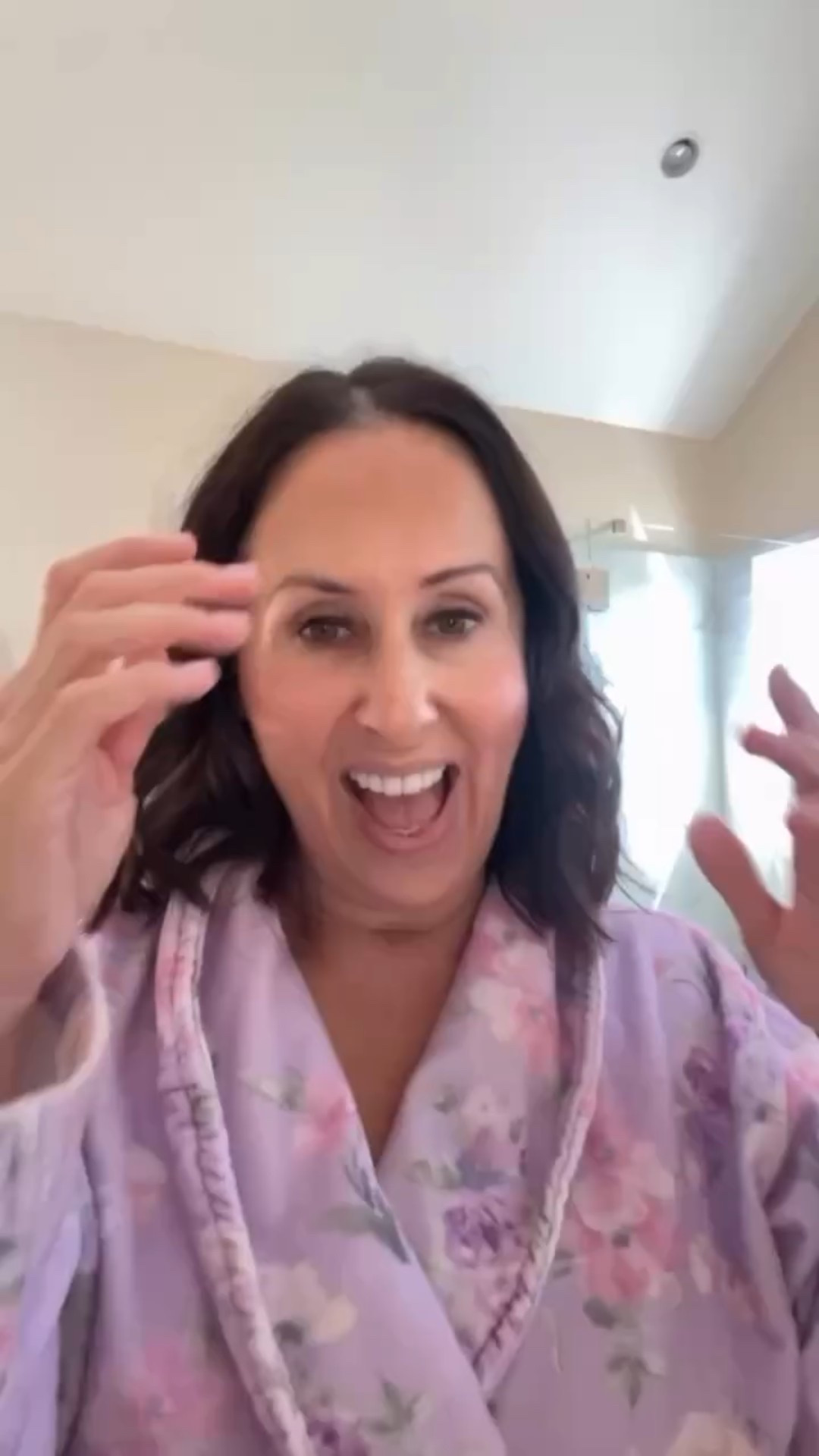 ✨ MAKEUP MONDAY ✨ Today we’re talking **brows** because nothing frames the face like a beautifully sculpted arch. 

I’ve been loving @billiondollarbrows lately. Their tools and pencils make it so easy to get a natural, lifted look without the harsh lines. A few soft strokes, a little blending, and suddenly your whole face looks more awake and polished. 

Whether you like a defined brow or a fluffy feathered vibe, they have something that works for every style. 
Bold, effortless, and on point. 💫
#over40 #over50 #makeupmonday #browsbrowsbrows #browproducts