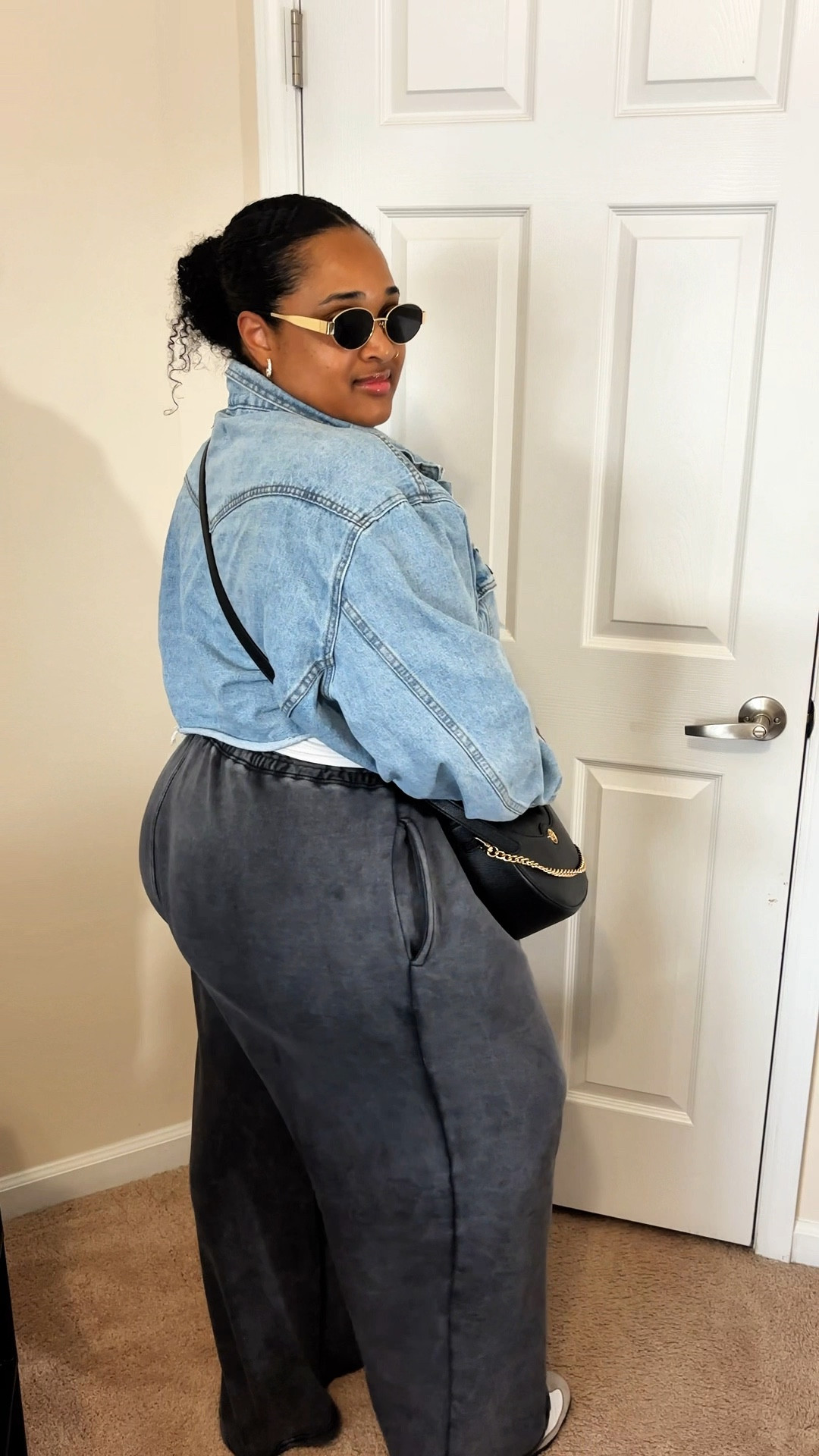 Top XL
Pants 1X (fashionnova)
Shoes TTS

Melinda Maria use Code: MorganV 

#LTKStyleTip #LTKMidsize #LTKPlusSize