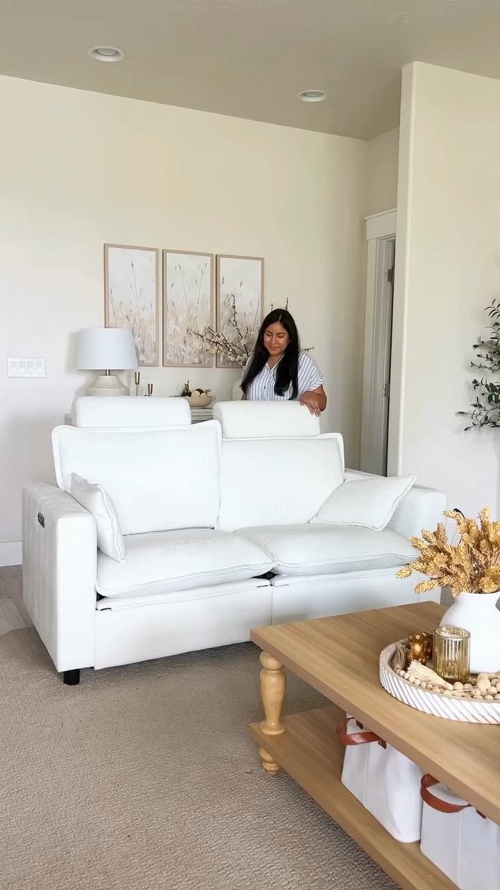 I want to share this beautiful reclining sofa. I love the creamy white color, which fits perfectly in my home, and the best part is that it reclines. Comfort and elegance all at once. 


#LTKStyleTip #LTKHome #LTKSeasonal