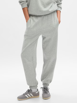 Vintage Soft High Rise Boyfriend Joggers | Gap (US)