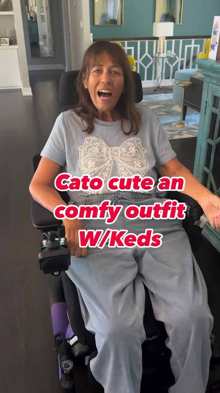 Cute joggers an tee from Cato with cute new Keds. In plus a misses sizes. I’m wearing large. 
#joggers #cato
#comfyoutfit #keds

Follow my LTK @417bargainfindergirl on the @shop.LTK app to view this post and get my exclusive app-only content!

#liketkit 
@shop.ltk
https://liketk.it/68fzn