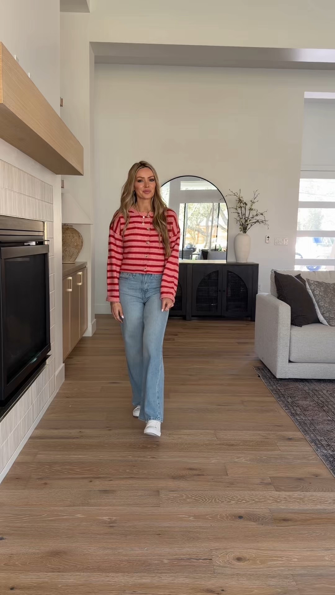 3 Amazon tops I’m loving for Valentine’s Day and spring! Comment LOVE and I’ll send you all the outfit details. 

the cutest Amazon Valentine’s outfits for women — cozy heart sweaters, pink layers, and affordable everyday looks perfect for mom style + casual Valentine’s plans ✨

#AmazonValentines #ValentinesOutfits #AmazonFinds #MomStyle #AffordableFashion


#LTKValentine