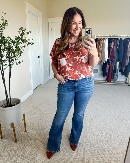 Fall Workwear from Maurices 

Fit tips: blouse tts, L // jeans tts, 12R

fall workwear  Maurices jeans  maurices blouse  everyday work outfits 

#LTKSeasonal #LTKstyletip #LTKcurves