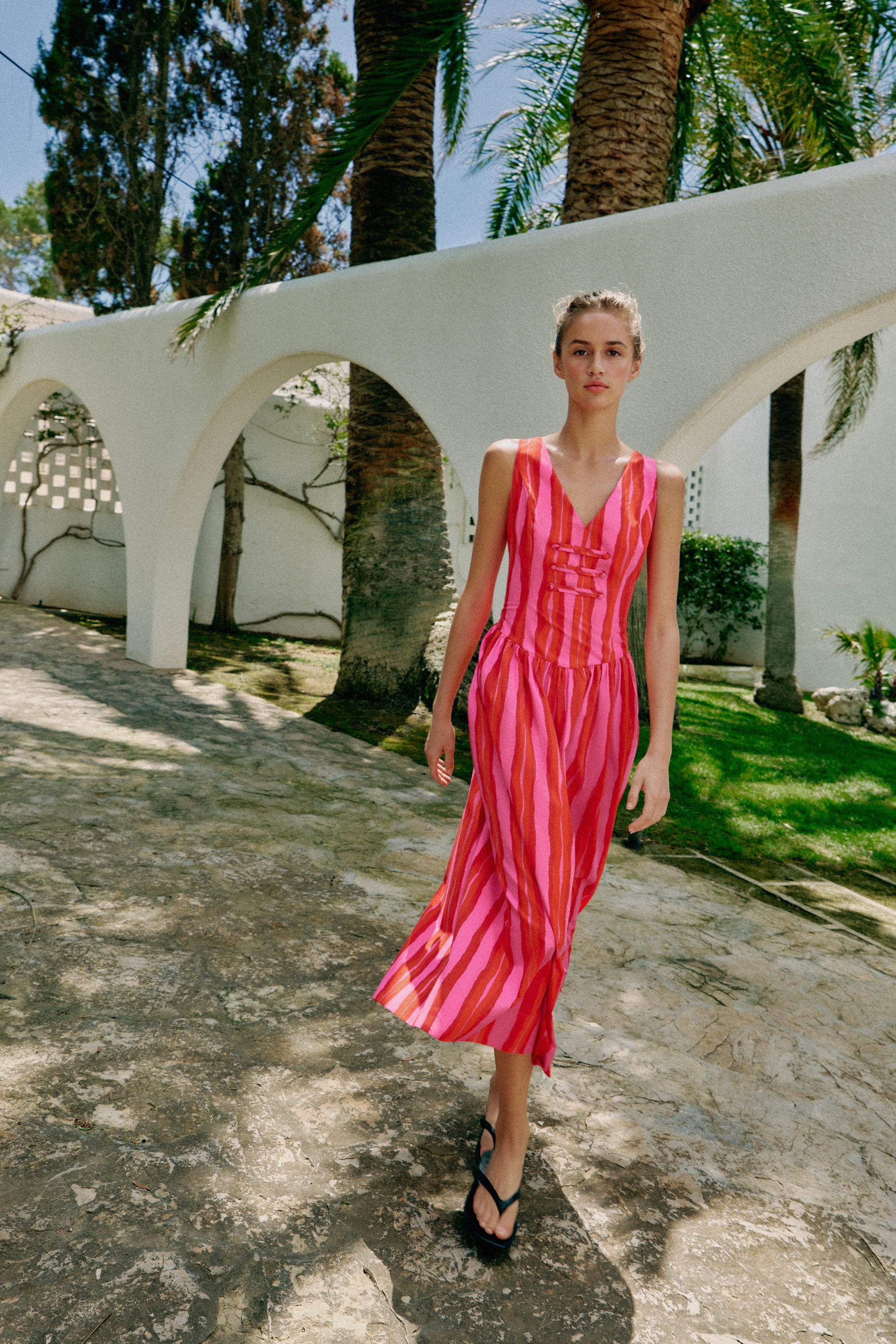STRIPED FIREMAN CLASP DRESS | Zara US