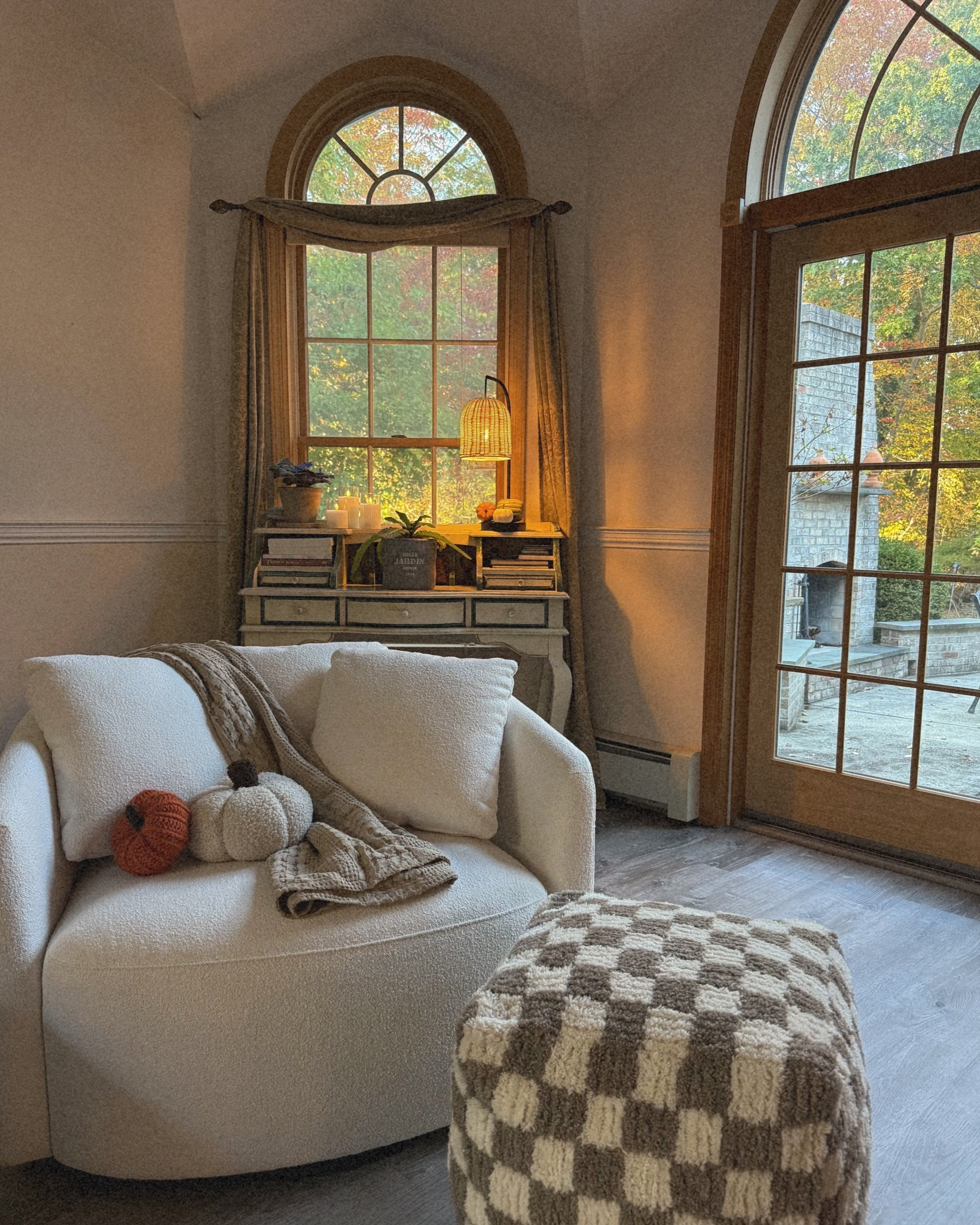 my fall home decor edit ✨ cozy neutrals, soft textures, and everyday pieces that make it feel warm. enjoying the little moments in this cozy nook 

#LTKHalloween #LTKHome #LTKSeasonal