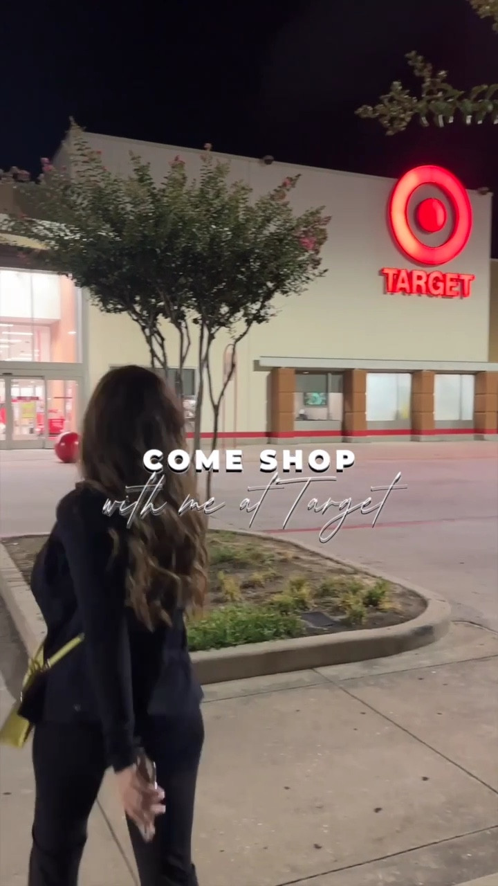 #ad Stopped by @target to pick up the @methodproducts body wash! 🧼🫶🏻 Now available in a larger size (28 oz) + with a pump! method products are made with plant-based and other thoughtful ingredients 🧴🌟 Shop these products and more of my method cleaning favorites over on my @shopltk page @ Madison Payne #Target #TargetPartner #methodproducts #methodforchange


#LTKbeauty #LTKunder50 #LTKSeasonal