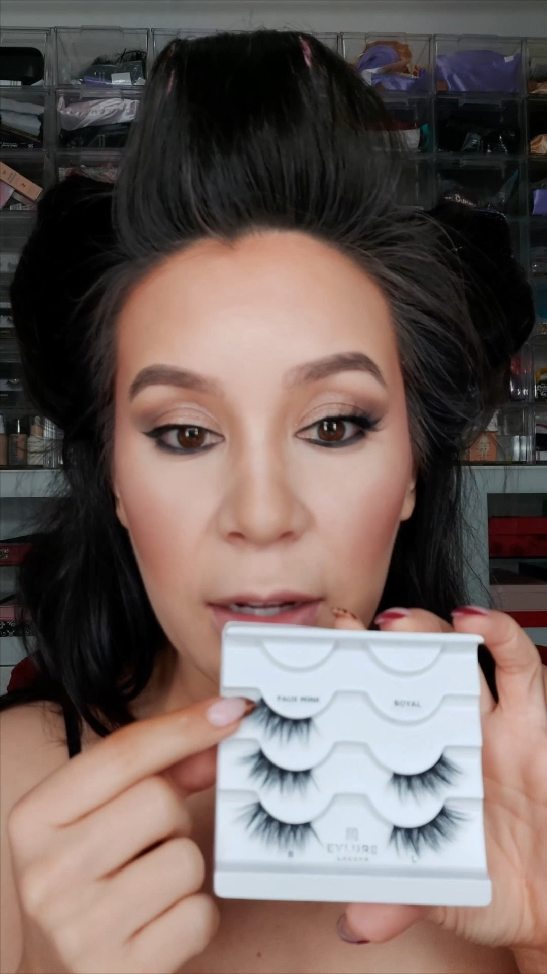 Smokey Eye Makeup Tutorial: PART 2

Products Used:
✔️ Urban Decay Hydromaniac Dewy Foundation: shades 20 + 30
✔️ It Cosmetics Bye Bye Undereye Concealer: shade 11
✔️ Urban Decay 24/7 Eyeshadow: shades TEASE + BLACKOUT
✔️ Urban Decay 24/7 Waterline Eyeliner: shade LEGEND (black)
✔️ Urban Decay Lip Liner: shade LIAR
✔️ Urban Decay Lipstick: shade OATMILK

#LTKFindsUnder50 #LTKBeauty