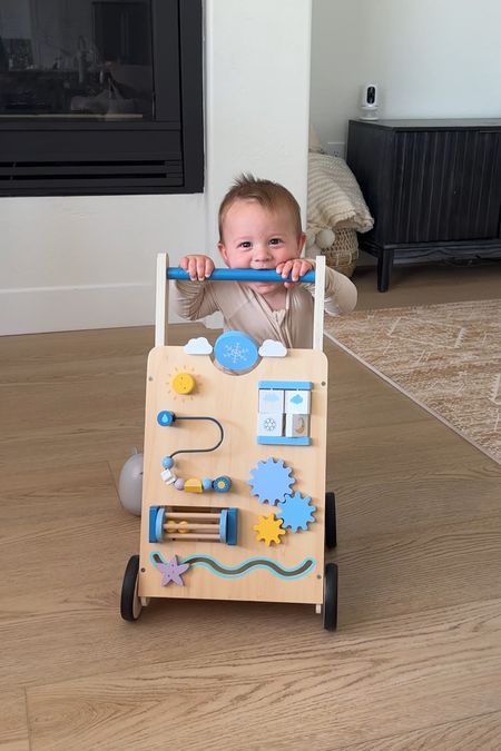 Linking Brody’s new walker from Amazon! I love the wooden aspect of it and all the little fidgets on it 

Amazon baby 
Baby walker 
Baby finds
Baby Gift 



#LTKfamily #LTKGiftGuide #LTKbaby