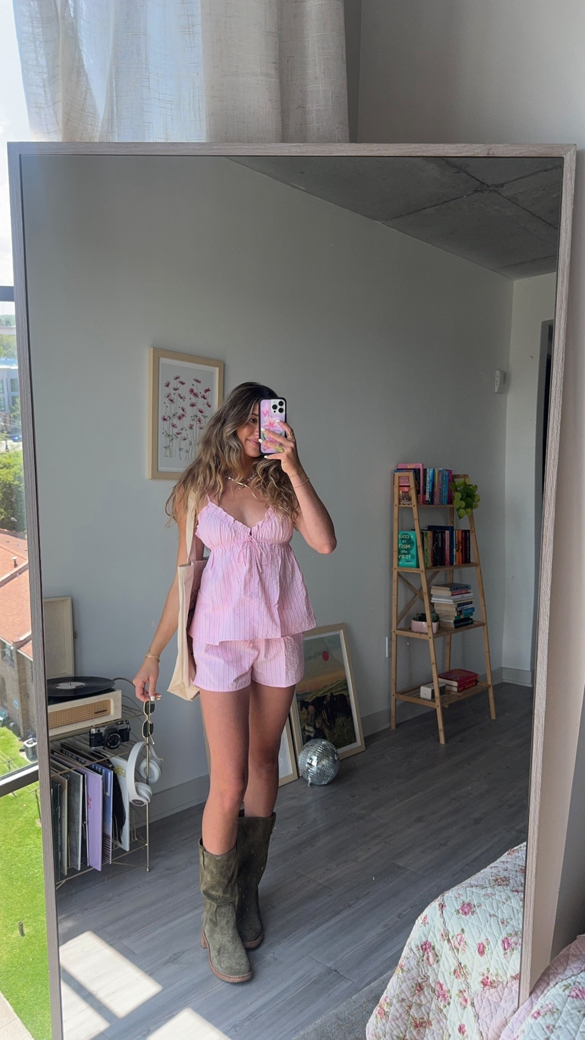 cute summer outfit 🌸

#LTKSummerEdit #LTKFindsUnder100
