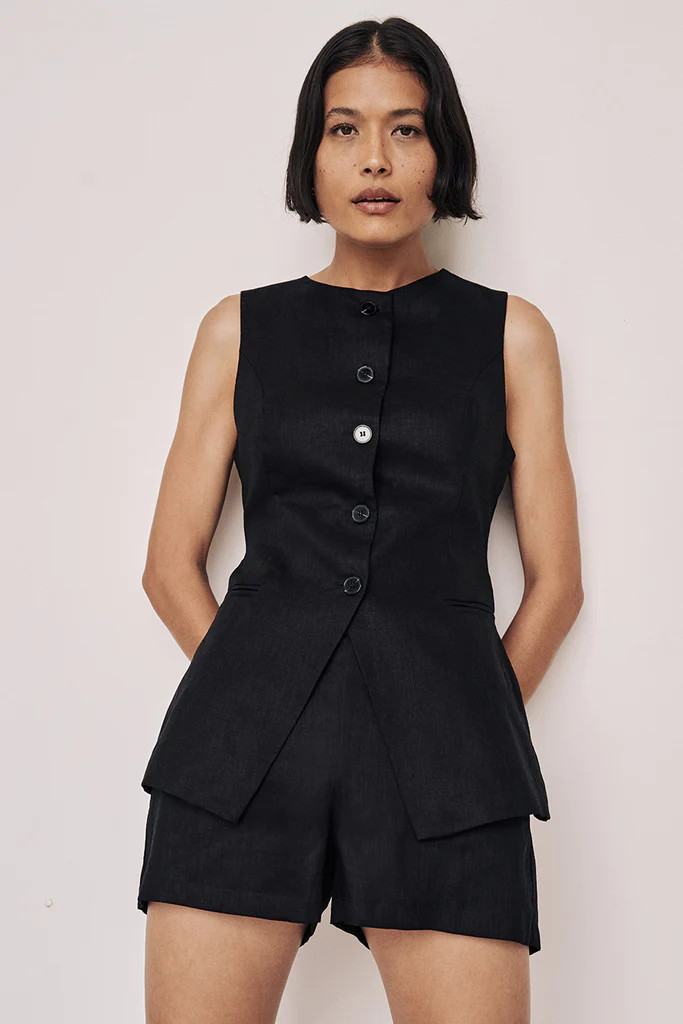 ALESSIA BLACK LINEN  VEST | DISSH