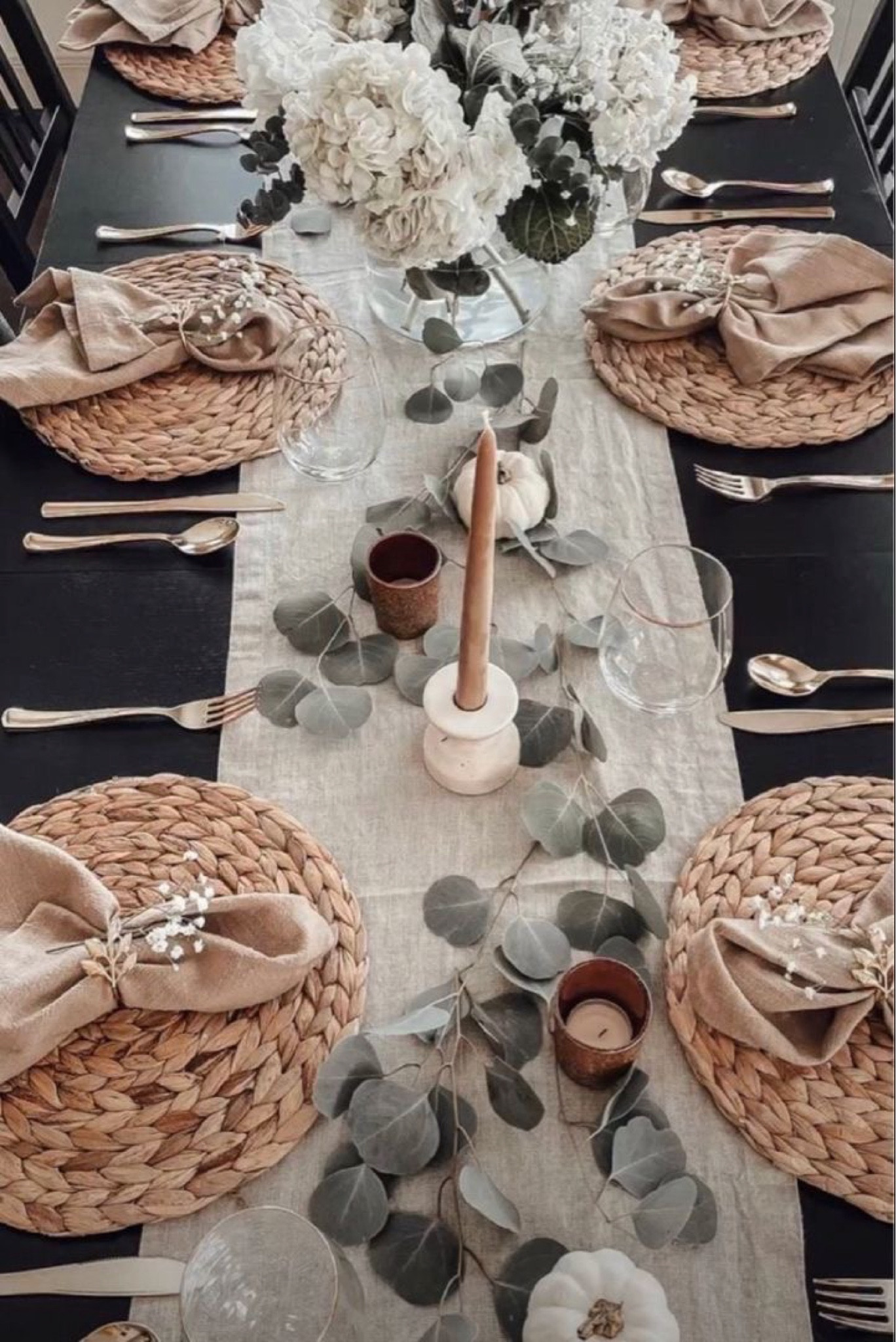 Thanksgiving table ideas! #thanksgivingtable #naturaltabesettings #thanksgivingtabledecor #falltabledecor

#LTKHome #LTKSeasonal