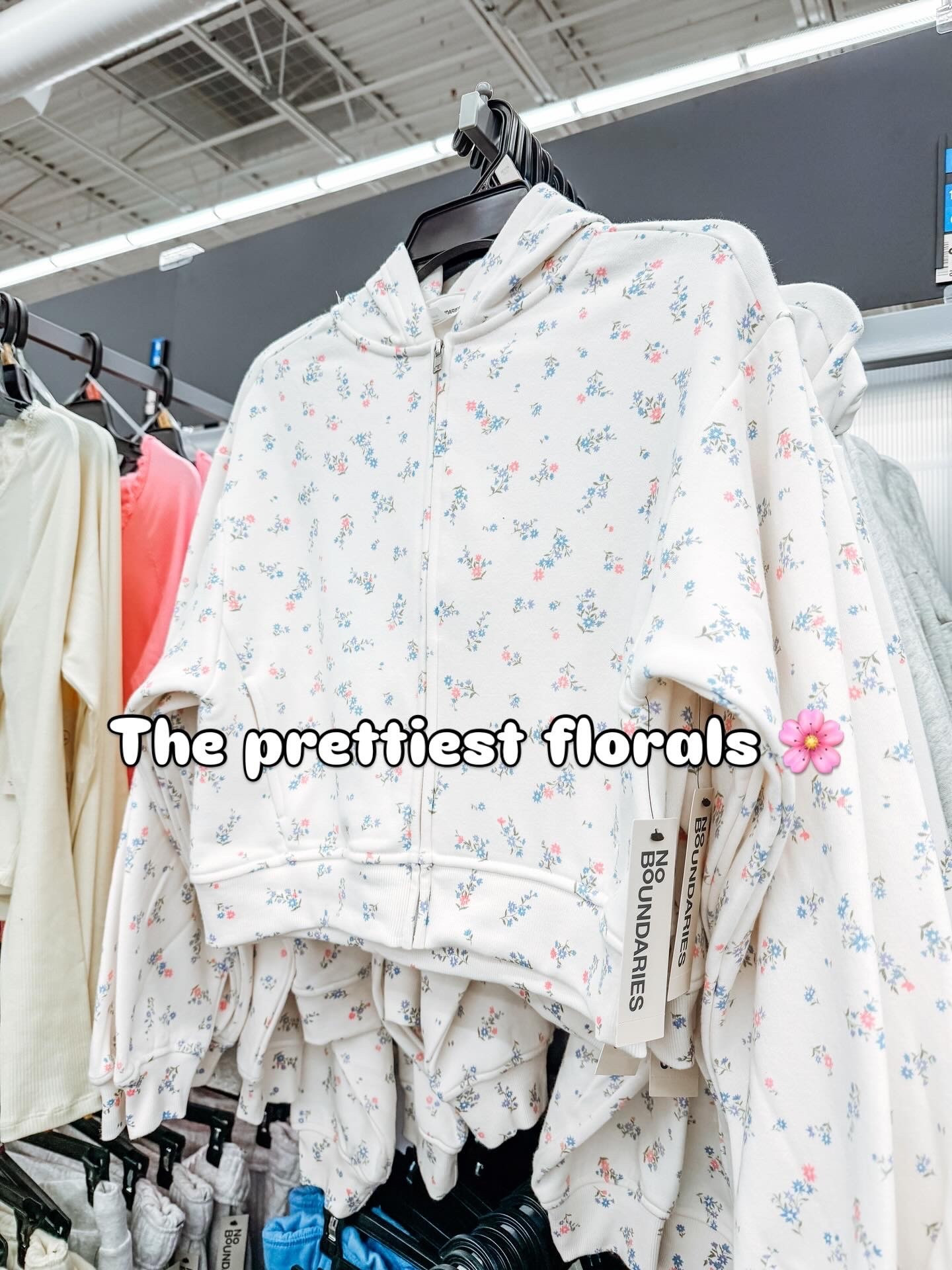 How perfect is this floral jacket? 🤩🫶🏻

#LTKSeasonal #LTKdayinmylife #LTKmomlife