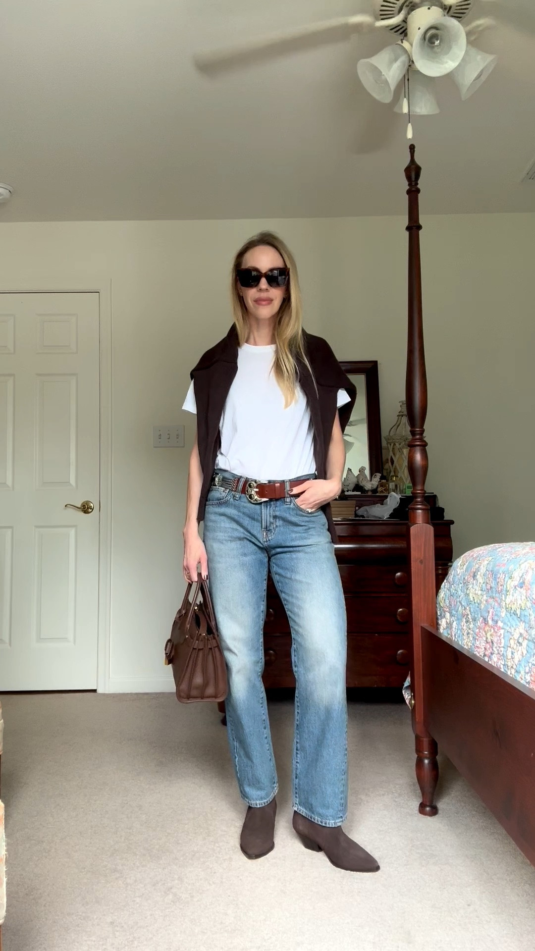 Fall outfit, @Zara western belt, white tee and jeans outfit, cowboy boots

#LTKSeasonal #LTKOver40 #LTKgrwm