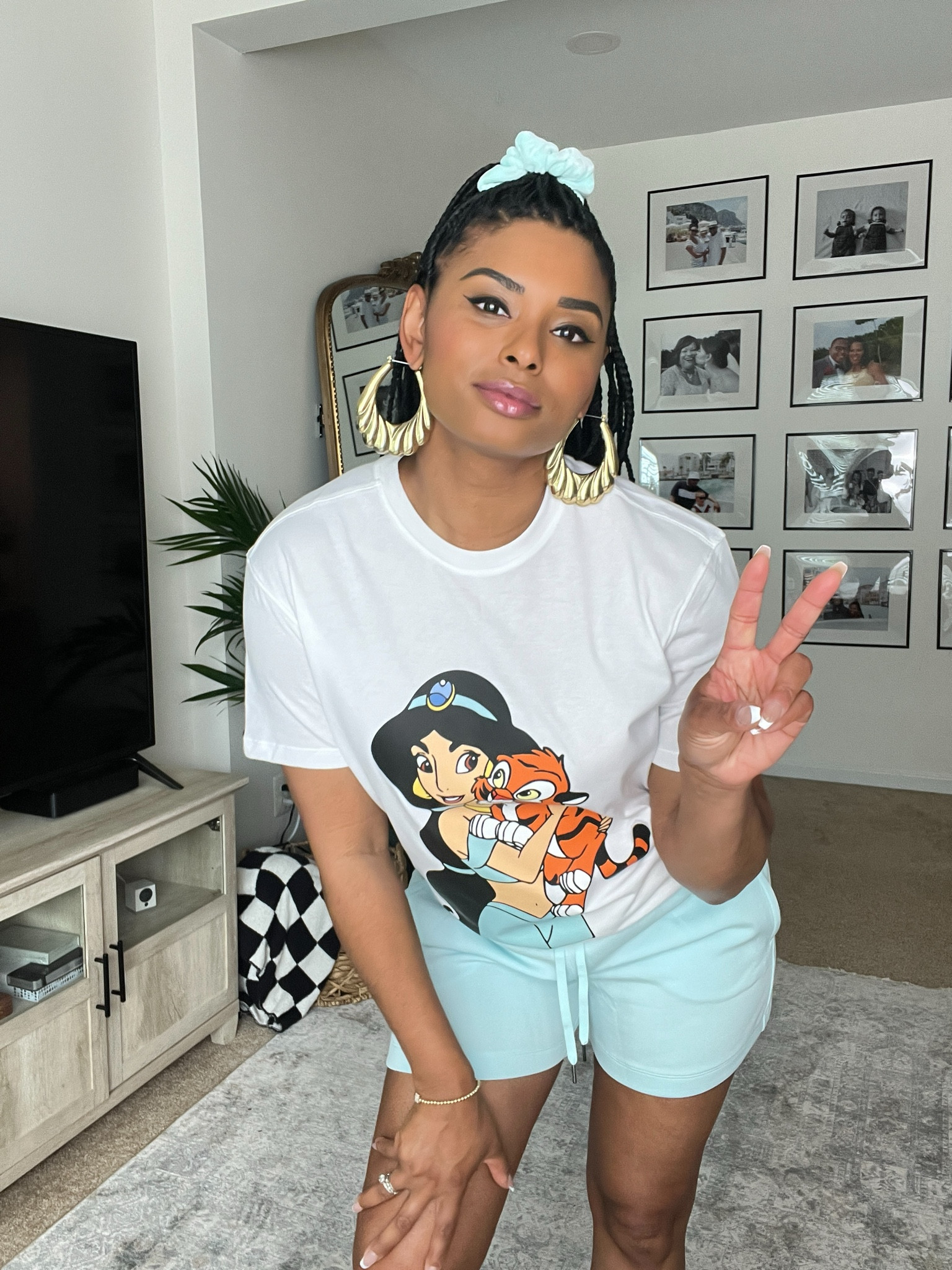 Disney Outfit Inspo
#disneyoutfit #disneyinspo #comfyoutfit

#LTKTravel #LTKFindsUnder50