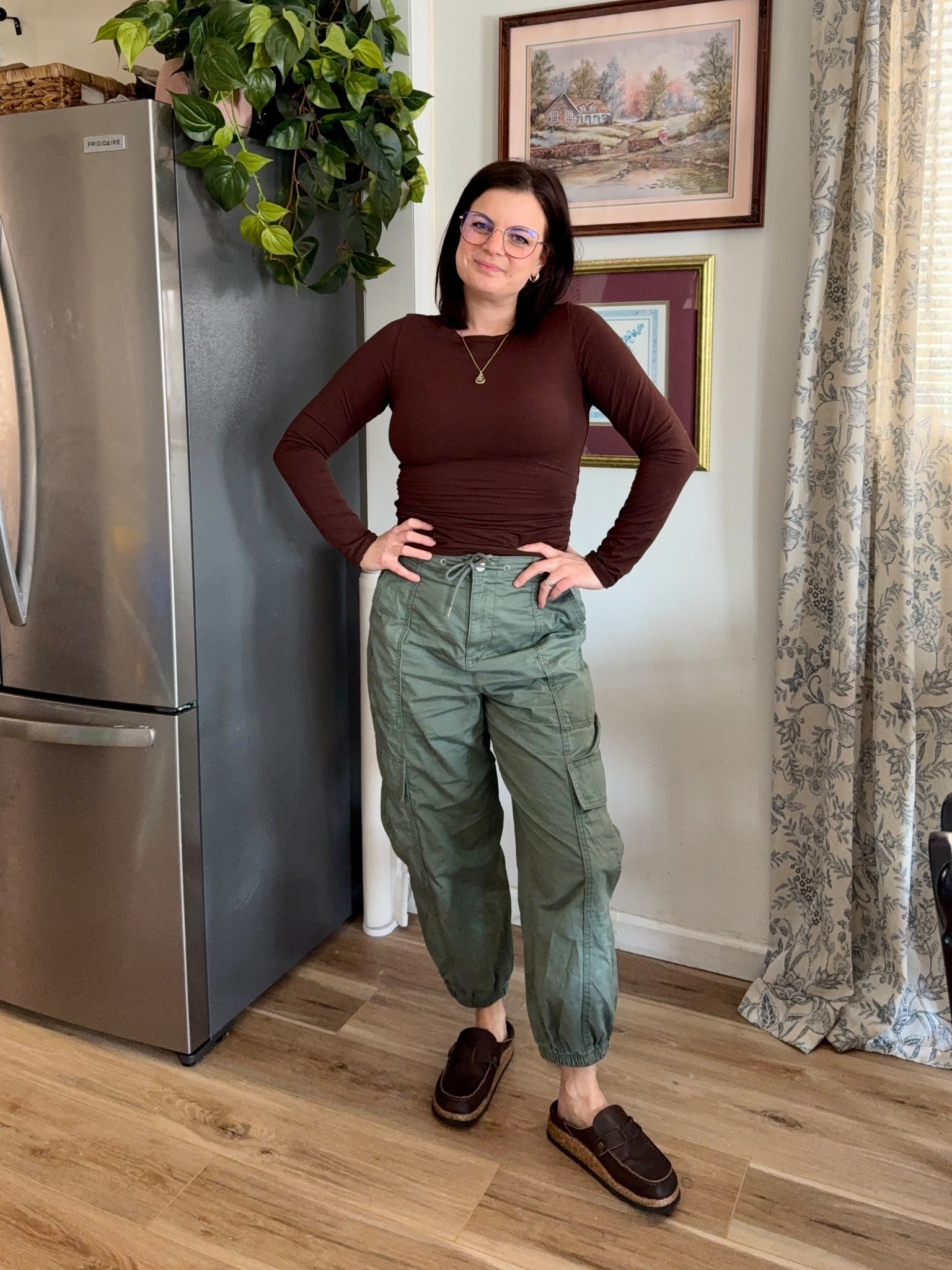 Loving these pants from Walmart! 👏🏼wearing an xsmall in pants! Pants also come in sizes xs-4x! I’m 5’4” for reference.

#walmart #springoutfit

#LTKootd