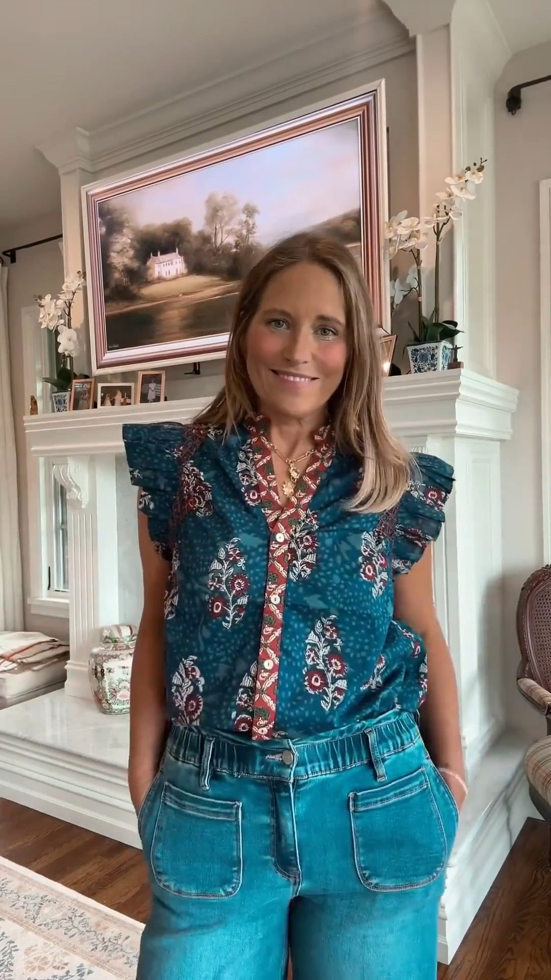 You are going to want to get your hands on these jeans from Social Threads before they sell out! They are elastic! Perfect for when you are feeling a little bloated or need some extra room! If you wear a belt you won’t be able to see the elastic waistband at all! 

#LTKMidsize #LTKSeasonal #LTKOver40