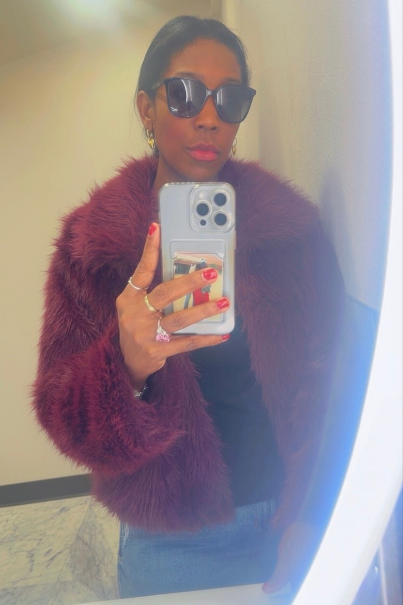 Checking my reflection, but I already know the answer. 

#LTKgrwm #LTKdayinmylife #LTKootd