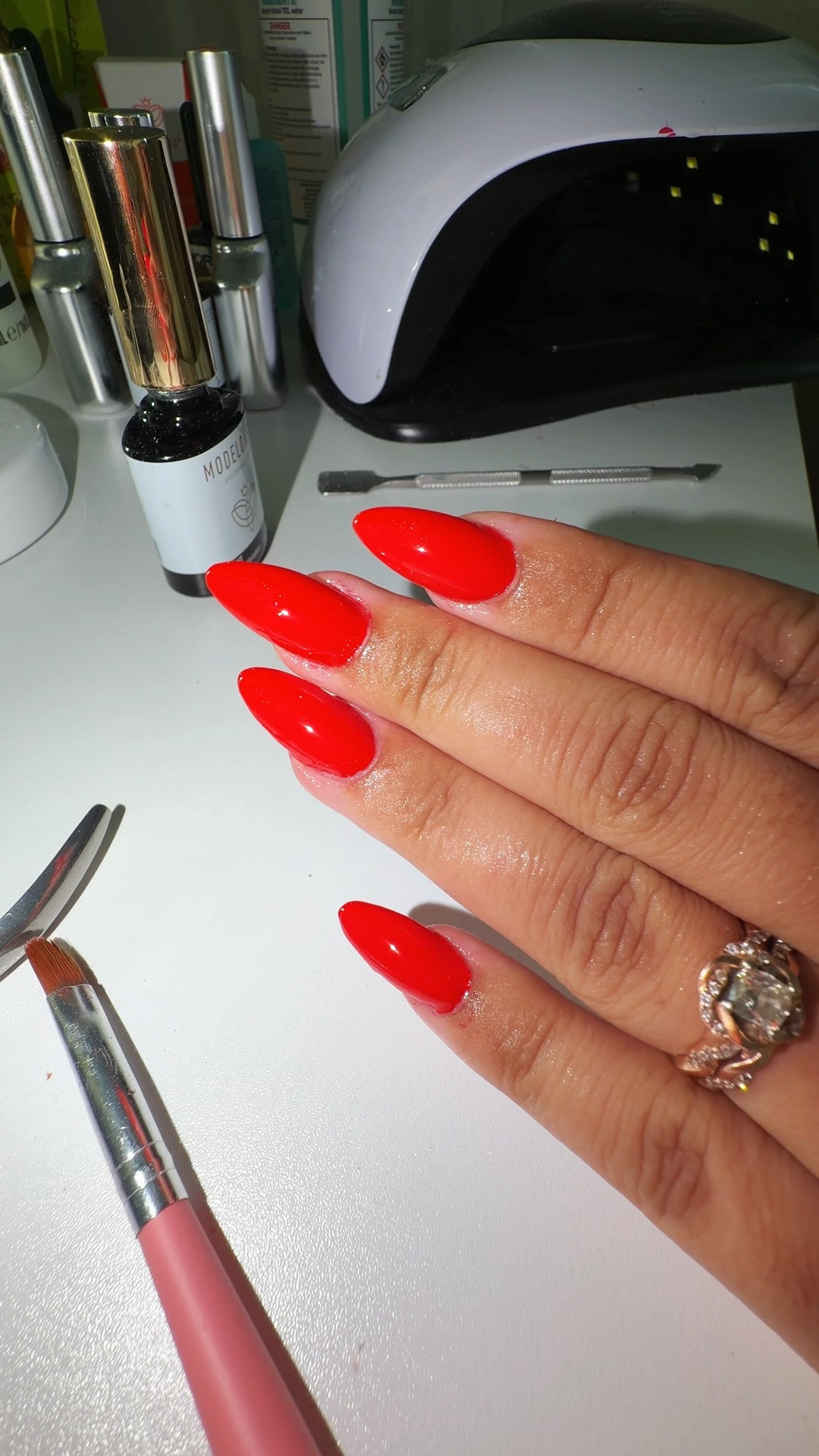 The most perfect red nail color ❤️ #gelx #apresnails #Diynails #gelxathome 