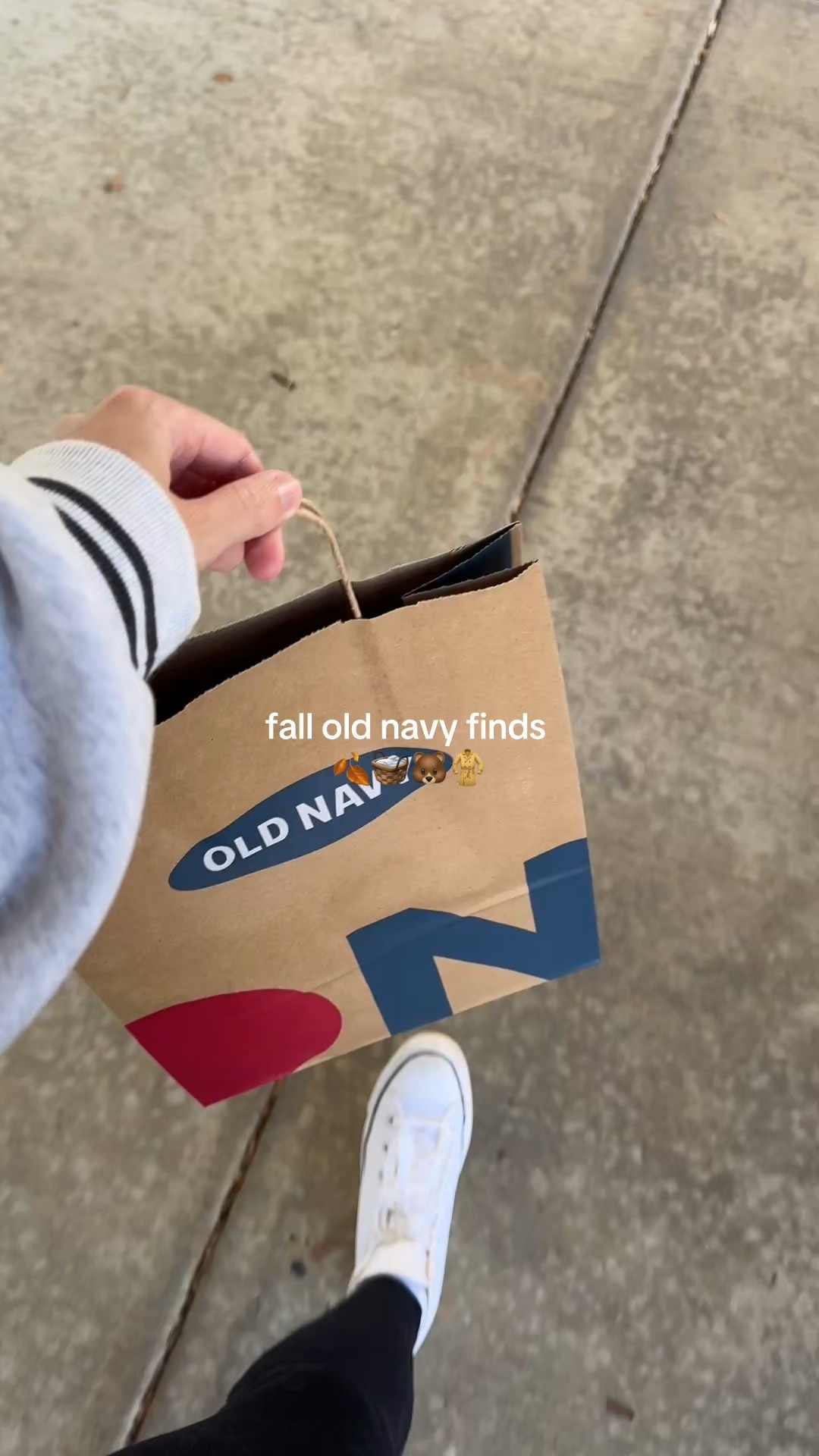 Old Navy fall finds 🍂 I love that old navy is tall girl friendly! Online there’s tall options on almost everything!! #oldnavy #tallgirlfinds #falloldnavy #oldnavyhaul 