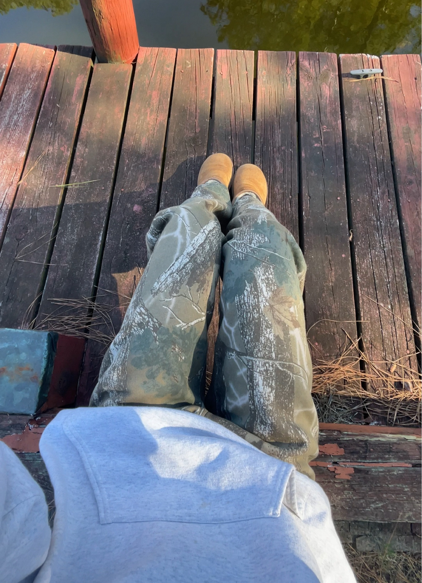 Loveeee these sweatpants from the A&F mens section , wearing size xs , super comfy, perfect fit! I think small could have been fine too 

#LTKSeasonal #LTKSaleAlert #LTKFindsUnder100