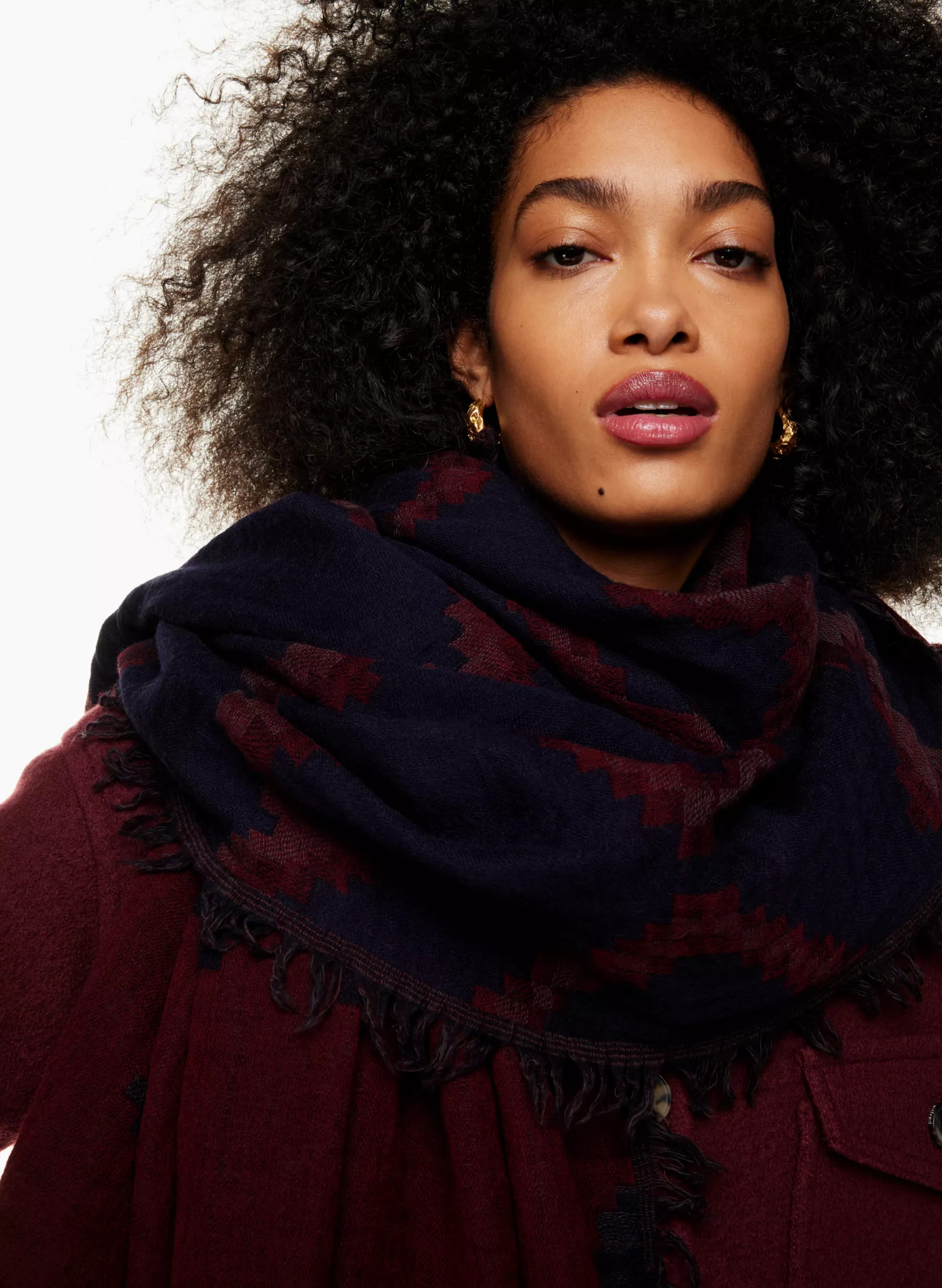 DIAMOND MOSAIC BLANKET SCARF | Aritzia