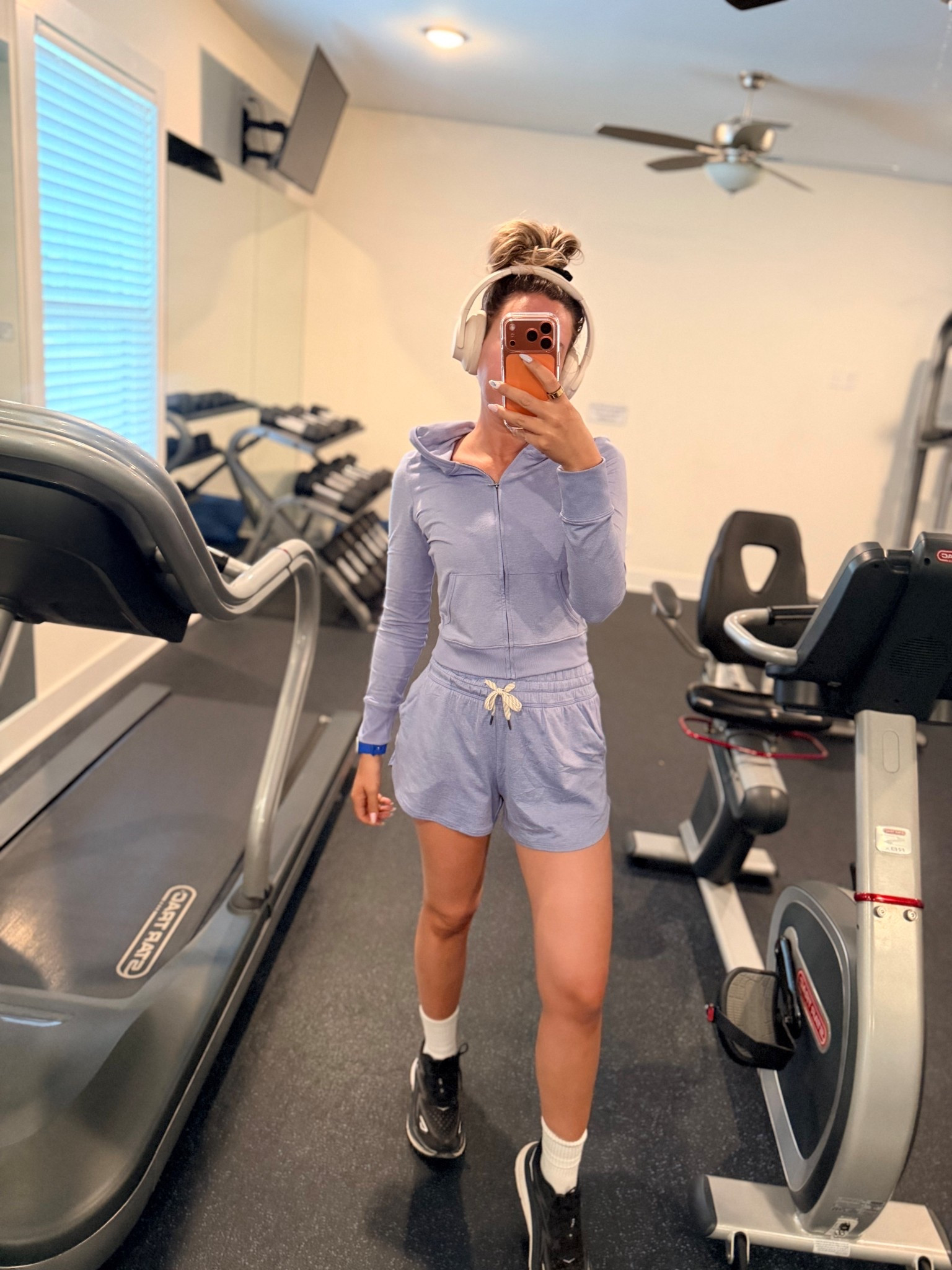 Quick workout before dinner in this super soft 💜 set 

#LTKActive #LTKootd #LTKfitnessgoals