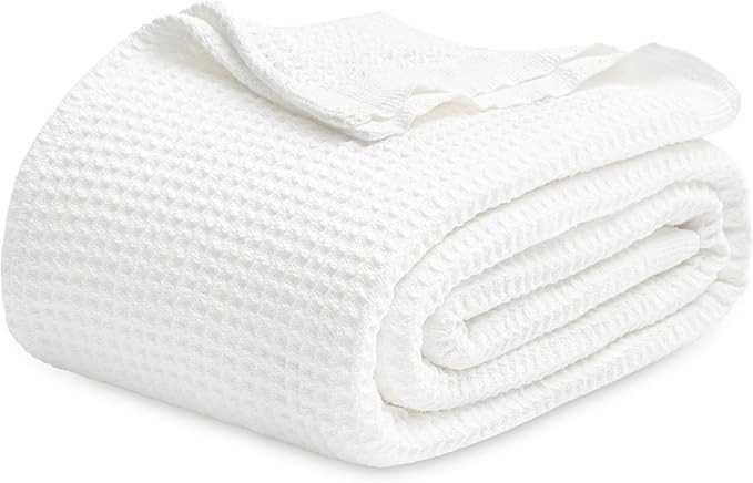 Bedsure 100% Cotton Blankets Queen Size for Bed - Waffle Weave Blankets for Summer, T... | Amazon (US)