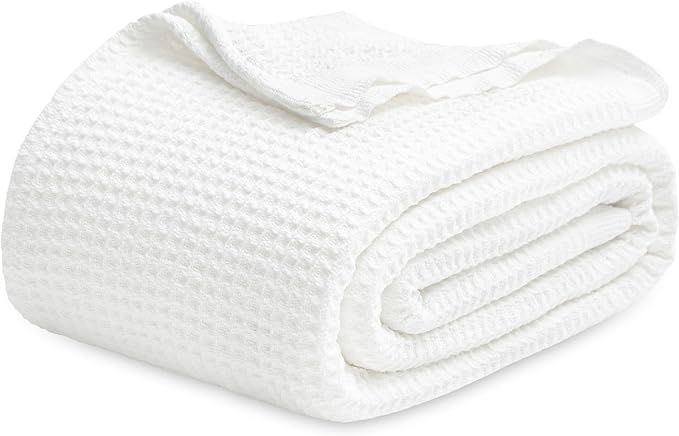 Bedsure 100% Cotton Blankets Queen Size for Bed - Waffle Weave Blankets for All Seaso... | Amazon (US)