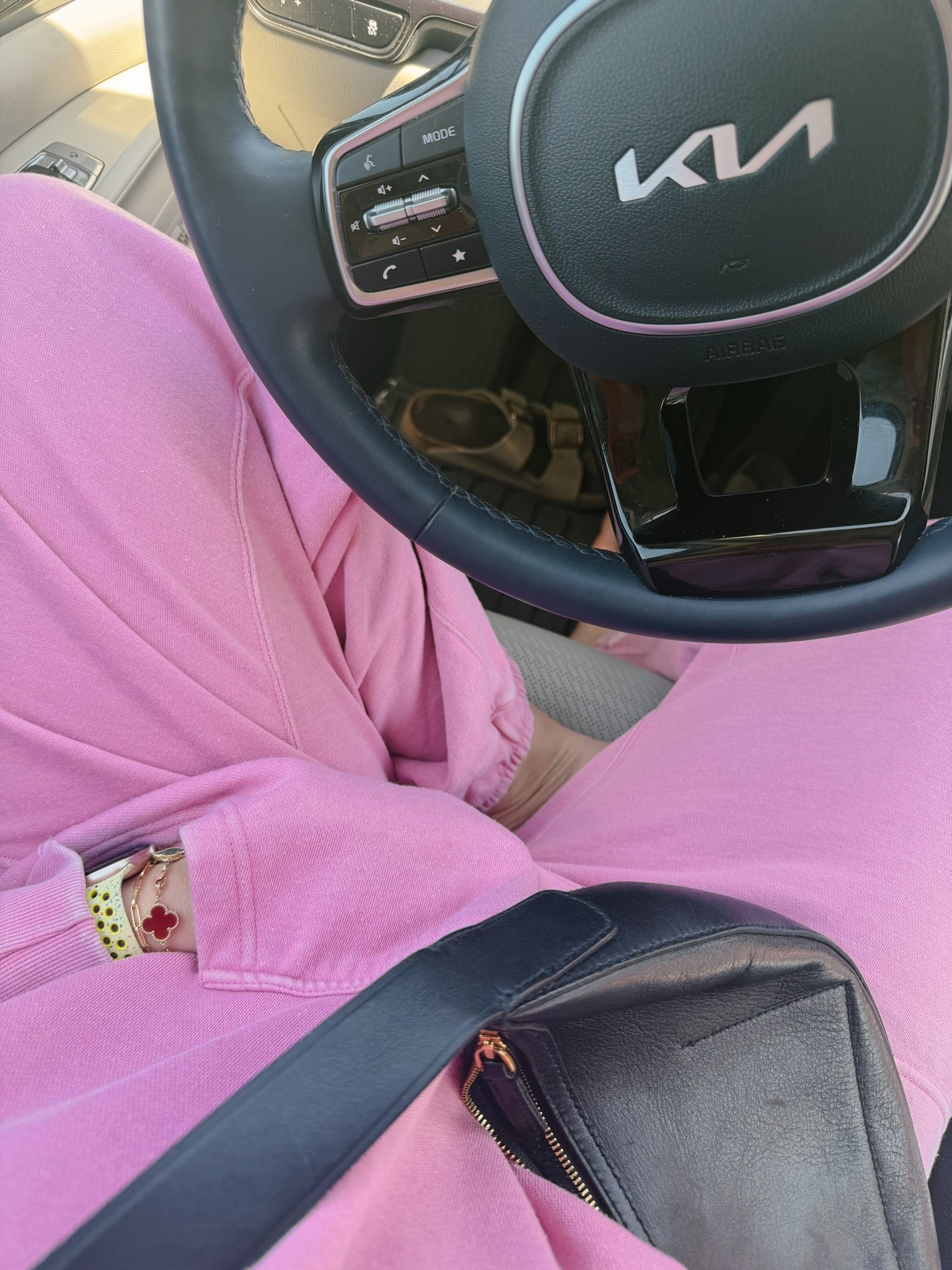 Your new favorite lounge set

#LTKootd #LTKmomlife #LTKgrwm