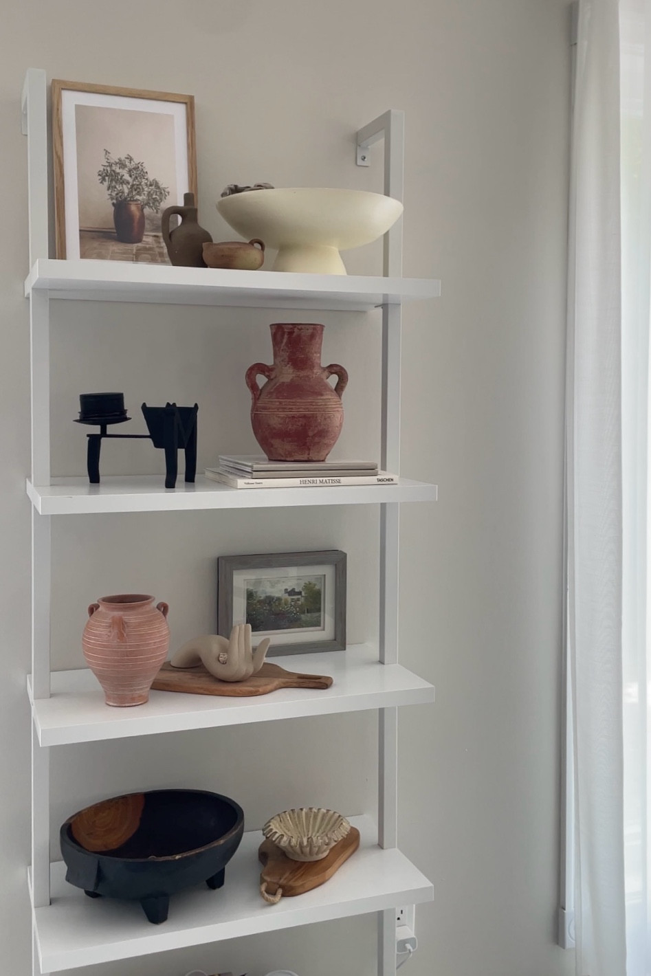 Minimal shelf☁️

#LTKhome