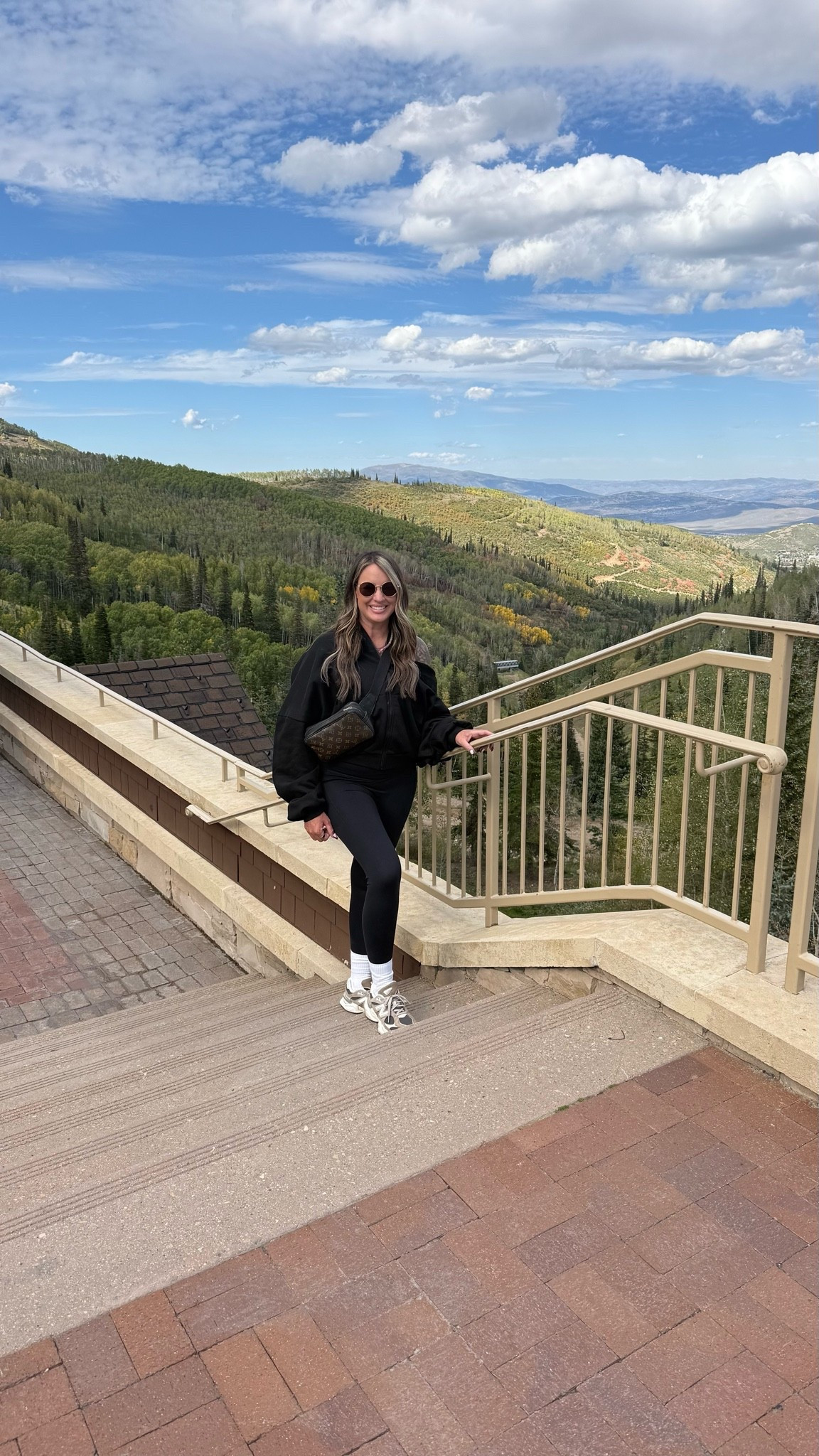 I just got back from Utah and I LOVED this set from @POPFLEX for hiking!! The material is buttery soft and the jacket is so soft and comfortable! I have on a medium legging. XL bra top and m/l jacket. I am 5’7 and 150 pounds. DD cup.

#LTKootd #LTKfitnessgoals #LTKTravel