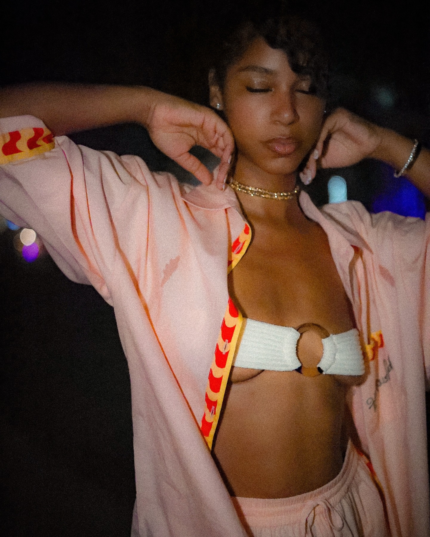 #RevolveAmbassador Summer is officially here—and I’m keeping cool with natural fabrics, easy layers, and pieces I can wear from day to night.

This 100% cotton @itsnowcool set from @revolve is lightweight, breathable, and just the right amount of oversized coverage for postpartum comfort. Perfect for chill days and date nights.

What I’m Wearing:

Top: @itsnowcool Vacay Shirt in Salsa Bottoms: @itsnowcool Vacay Short in Salsa
Bralette: @montce_swim 
Shoes: @jeffreycampbell 

It’s a hot girl summer! And fabric, fit + feel are non-negotiable!  Get the look at the-musings.com ✨