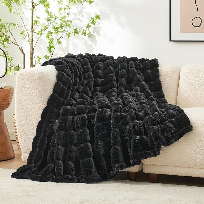 Cozy Bliss Faux Fur Throw Blanket for Couch, Cozy Warm Plush Striped Blanket for Sofa Bedroom Liv... | Amazon (US)