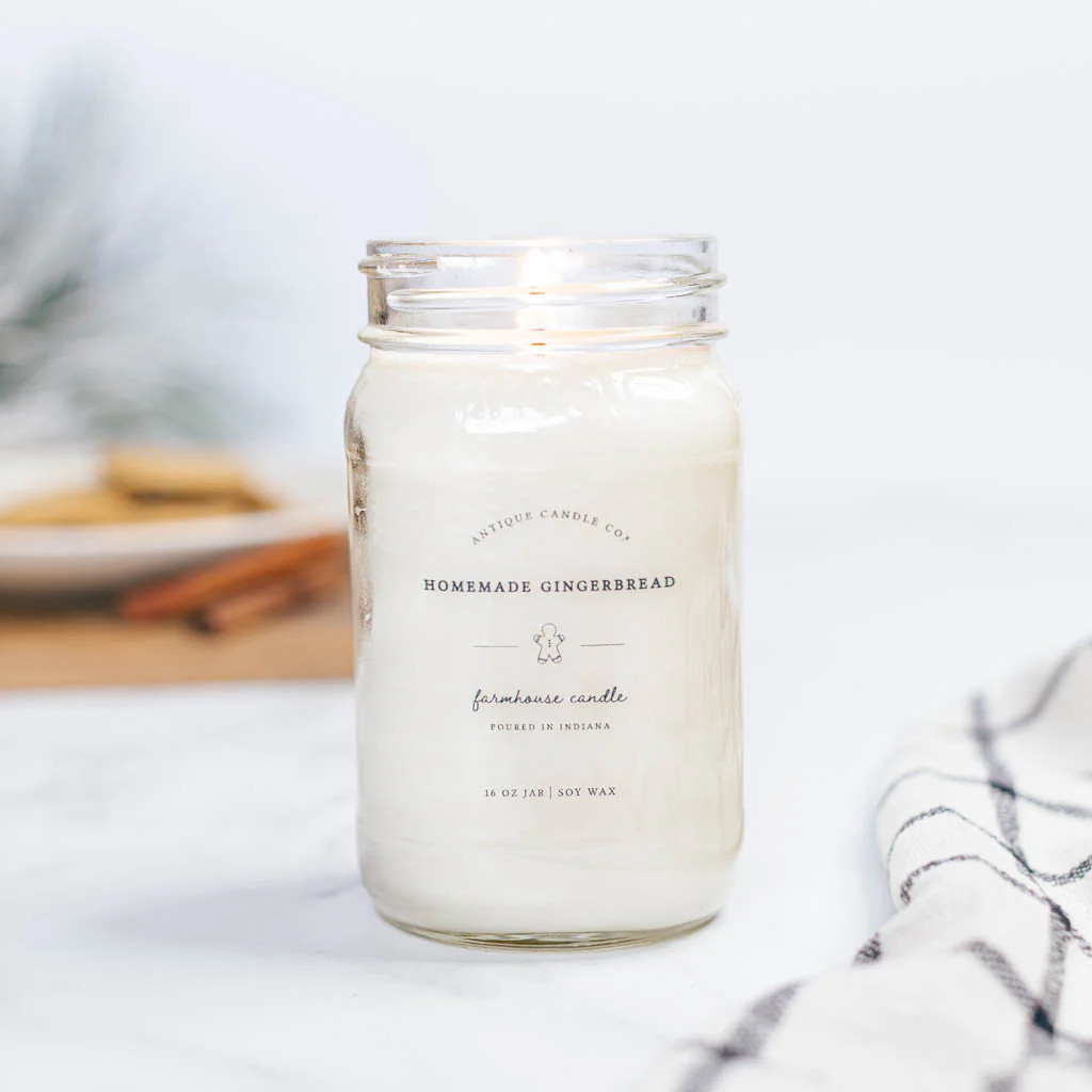 Homemade Gingerbread 16 oz candle | Antique Candle Co.