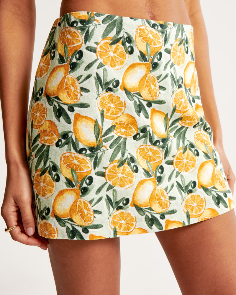 The A&F Scarlett Linen-Blend Mini Skort | Abercrombie & Fitch (US)