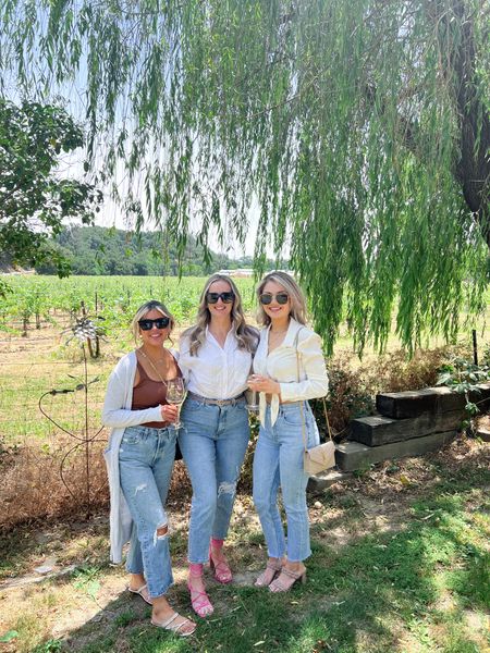 I cannot get over how wonderful our weekend was visiting @kimgallegos_ in San Fran! I’ll recap it all on a video later this week but the Marina and Sausalito were beautiful & Napa was a dream🤩 I’m so lucky to have these girls as my best friends for over 15 years now, my girls💕 