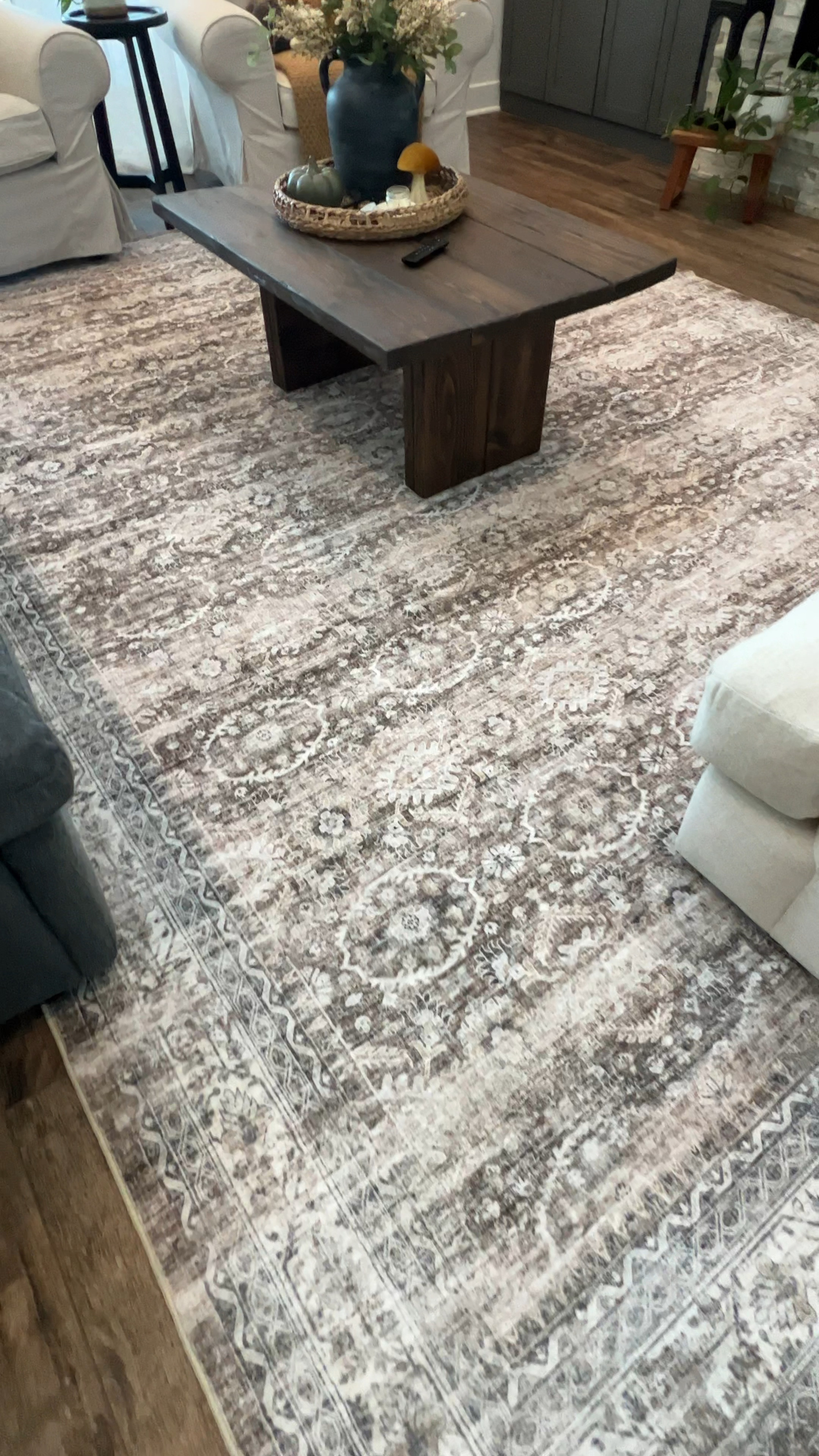This is the softest rug I have ever felt!! I’m so in love with this beautiful rug and the details!! Washable, Vintage, Modern area rug. 

#LTKsalealert #LTKstyletip #LTKhome