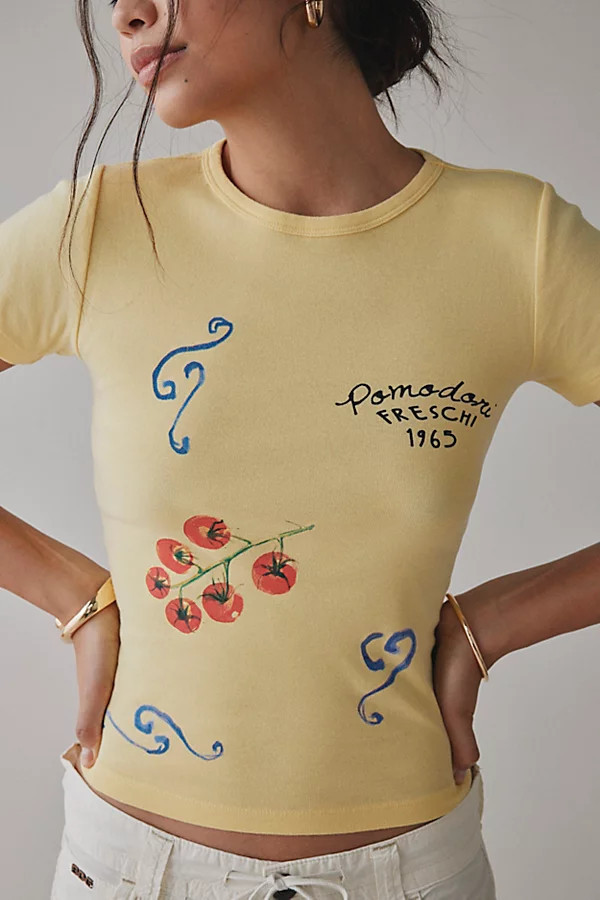 Pomodori Freschi Graphic Baby Tee in Yellow, Women's at Urban Outfitters | Urban Outfitters (US and RoW)