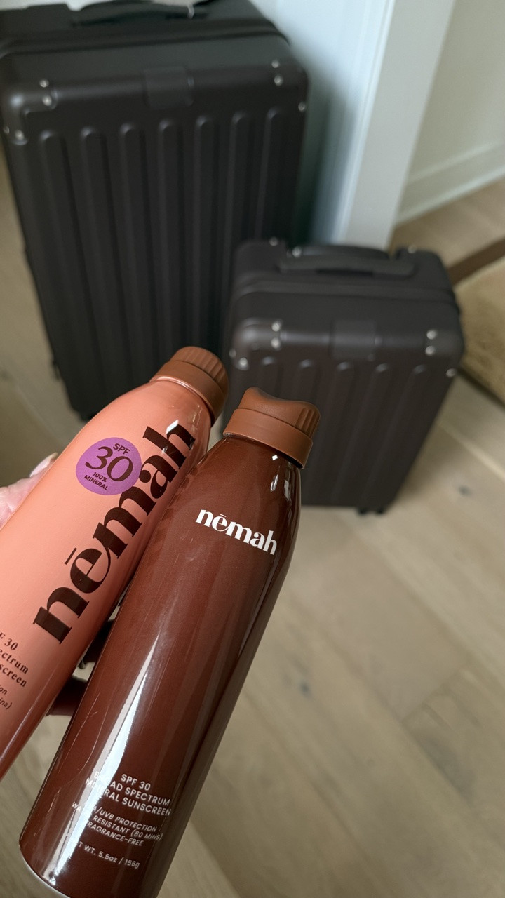 somewhere sunny loading 🌞 obsessed with my new luggage from the #NSale #theessentials #SPF #mineralspf