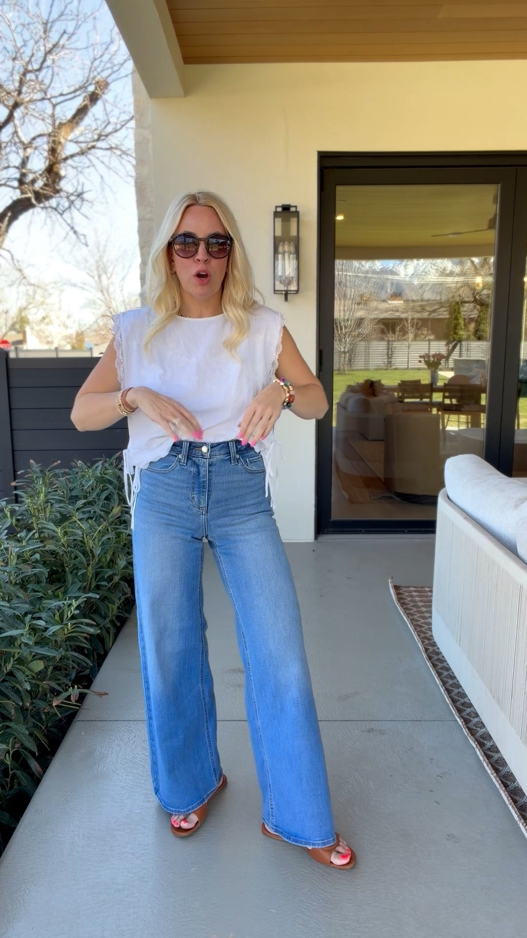 These jeans are the best! 

#LTKgrwm #LTKmomlife #LTKootd