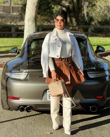 Fall winter outfit #fauxleatherskirt #fallootd #winterootd