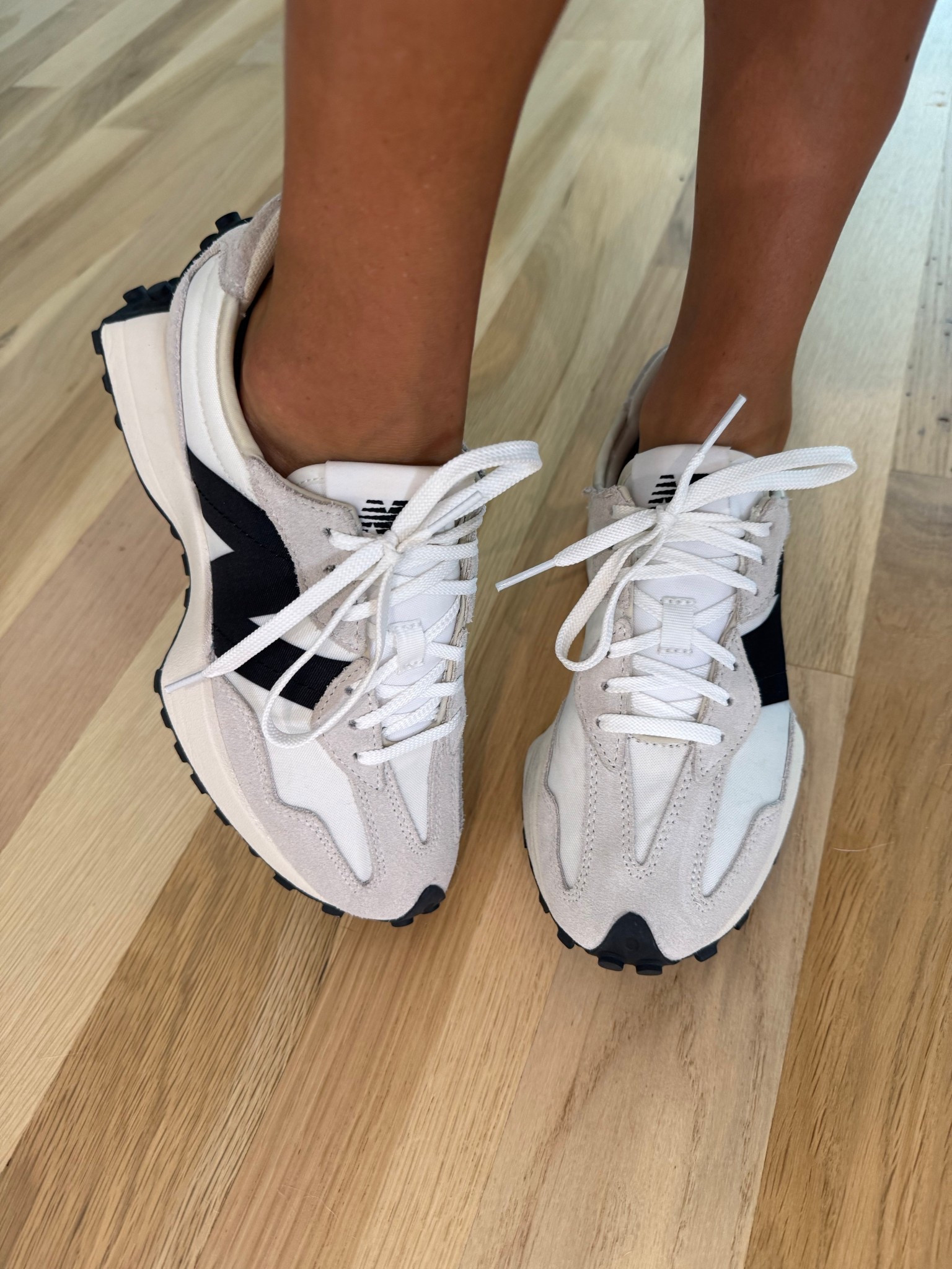 New balance sneakers I wear all of the time 