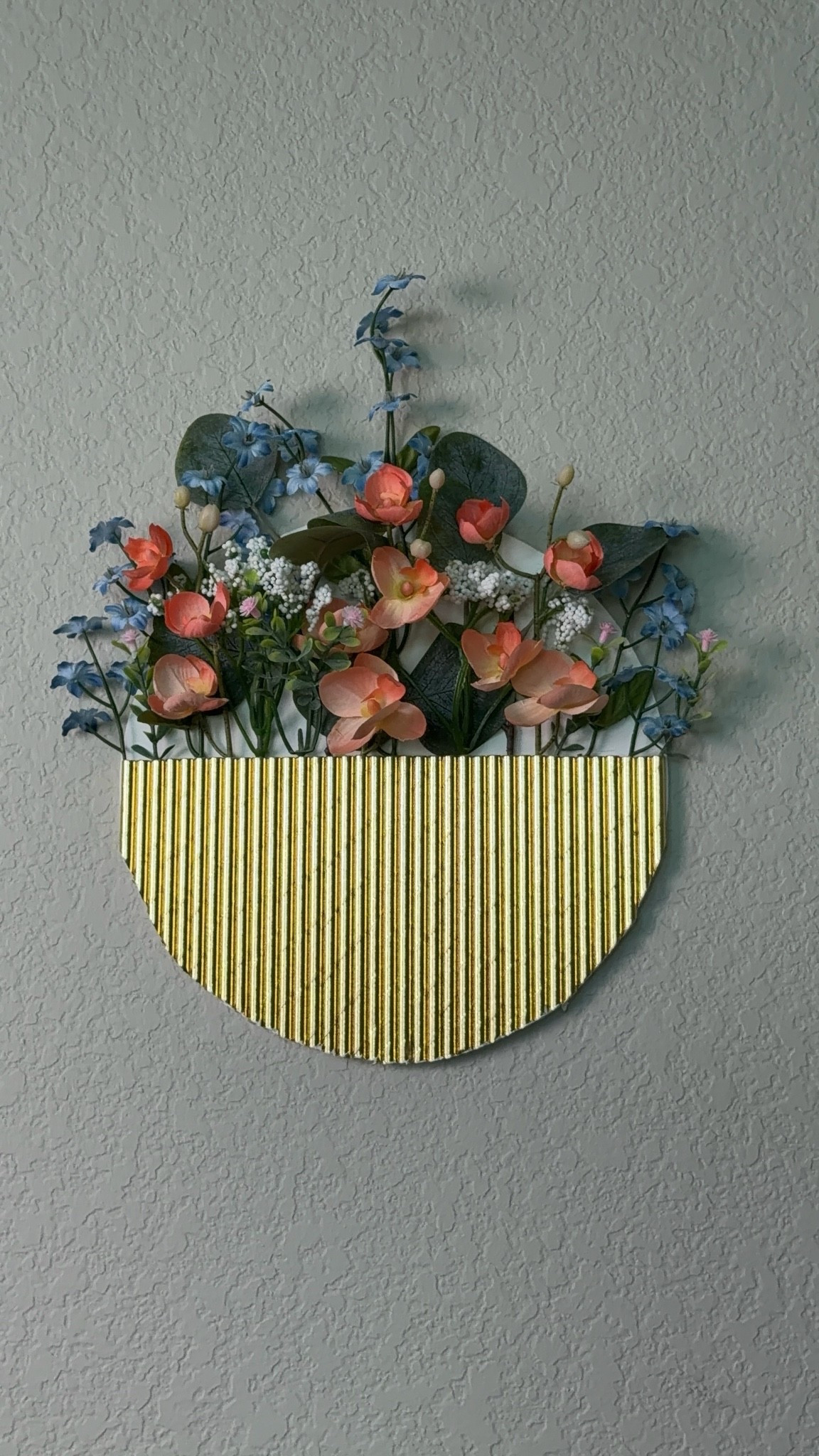 Easy floral wall decor