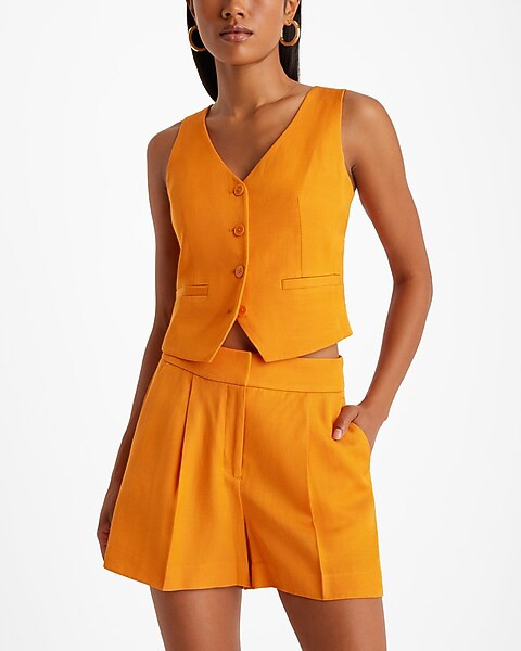 Stylist High Waisted Linen-Blend Pleated Shorts | Express