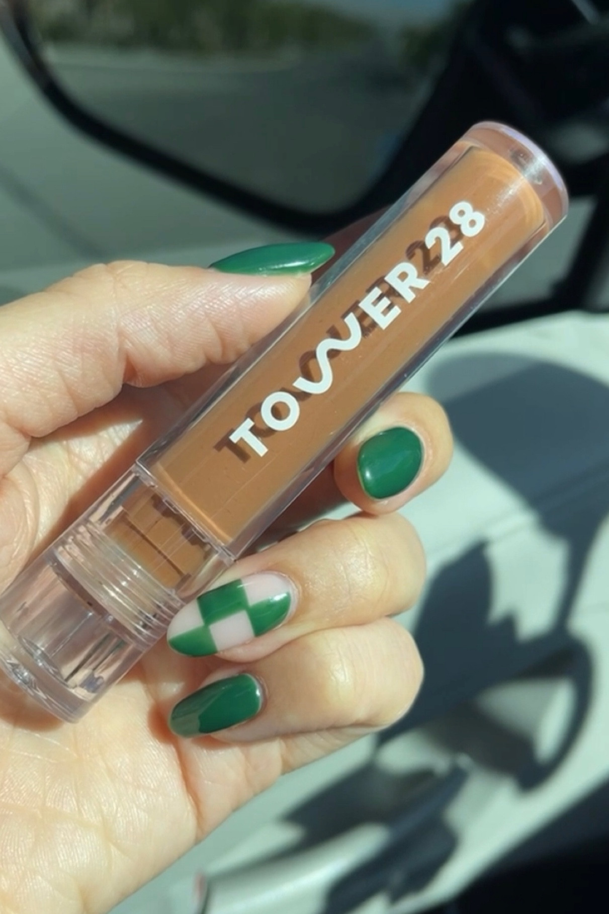Brownie glazed Hailey bieber lip gloss 

#LTKbeauty #LTKGiftGuide