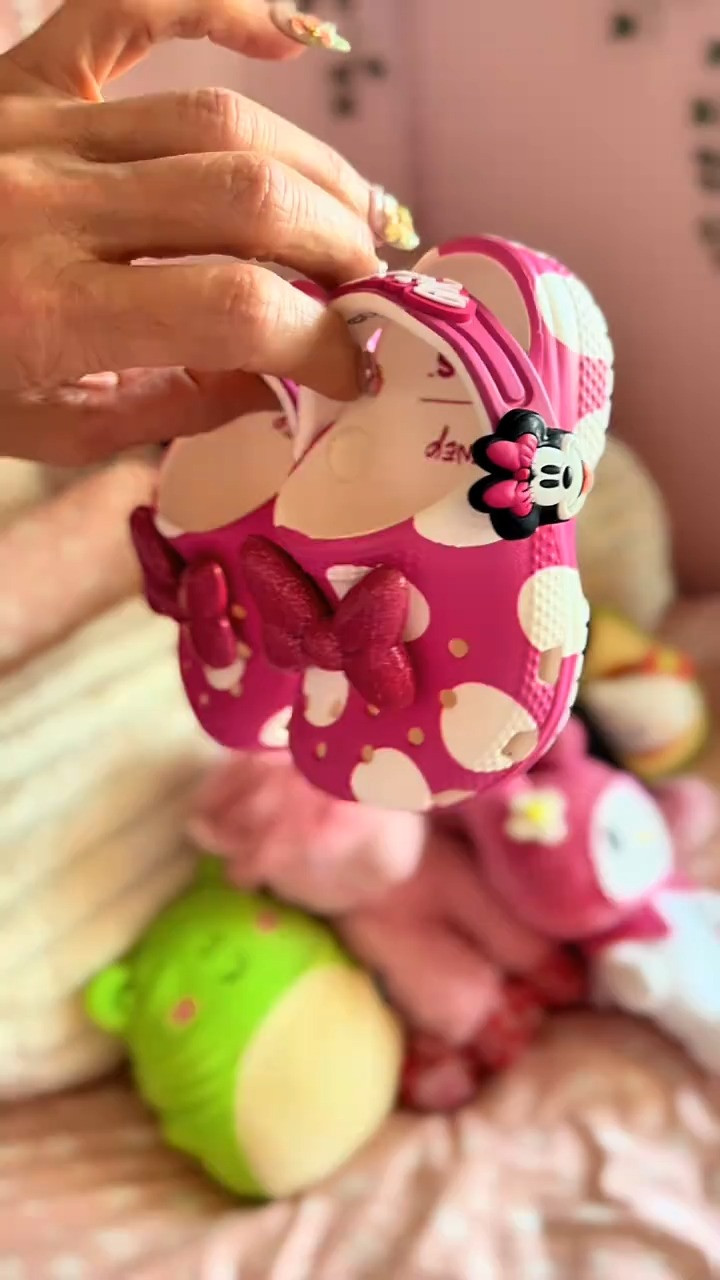 The best clogs for the Disney little girlies! They're going to want to wear them everywhere. 

#LTKFinds #LTKShoeCrush #LTKStyle
#DisneyStyle #MinnieMouse #KidsStyle #earnscommissions 

 #LTKmomlife #LTKBaby #LTKKids