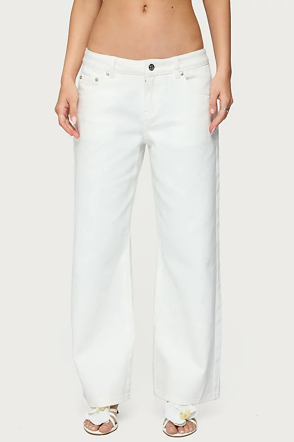 Edikted Petite Roman Low Rise Slouchy Jeans in White, Women's at Urban Outfitters | Urban Outfitters (US and RoW)