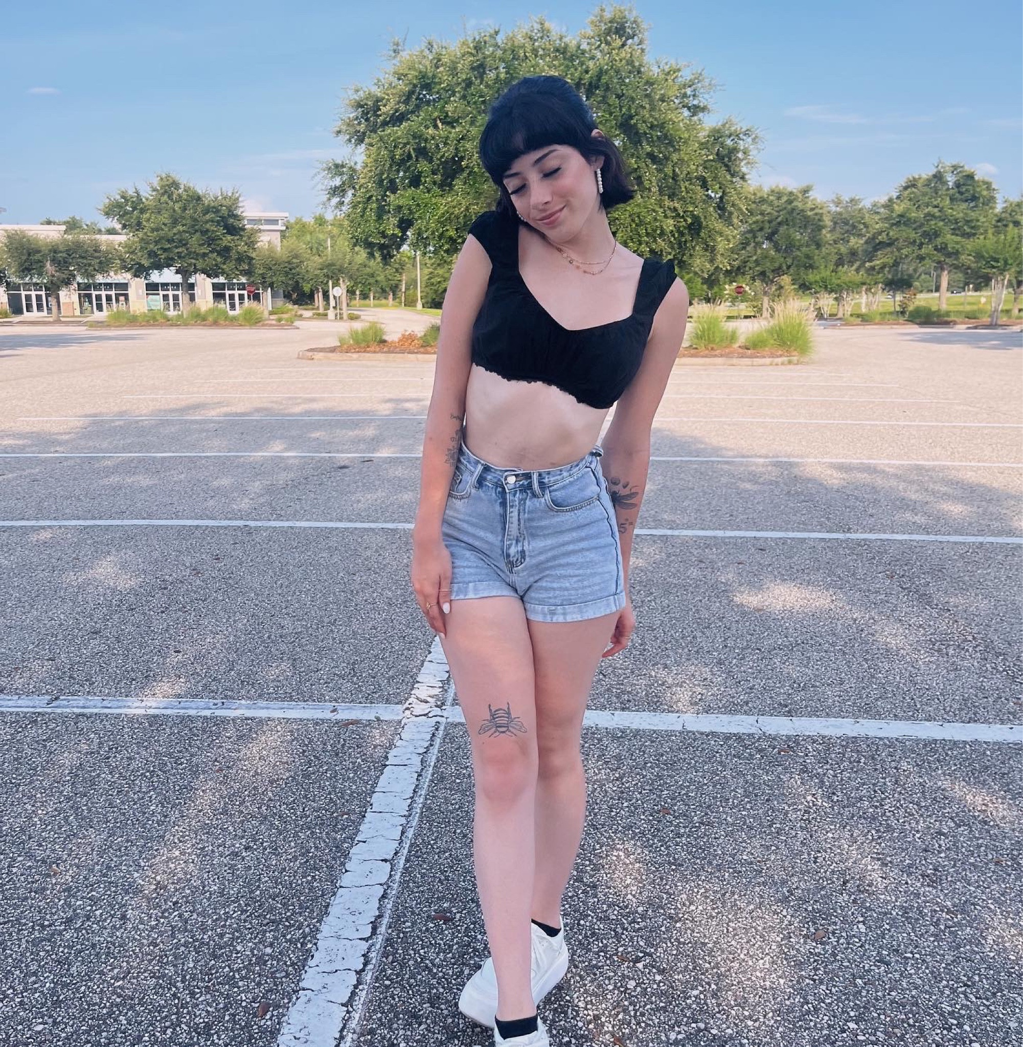 Casual outfit for a shopping day!

causal outfit, summer outfit, easy outfit ideas, summer look book

#LTKbeauty #LTKunder100