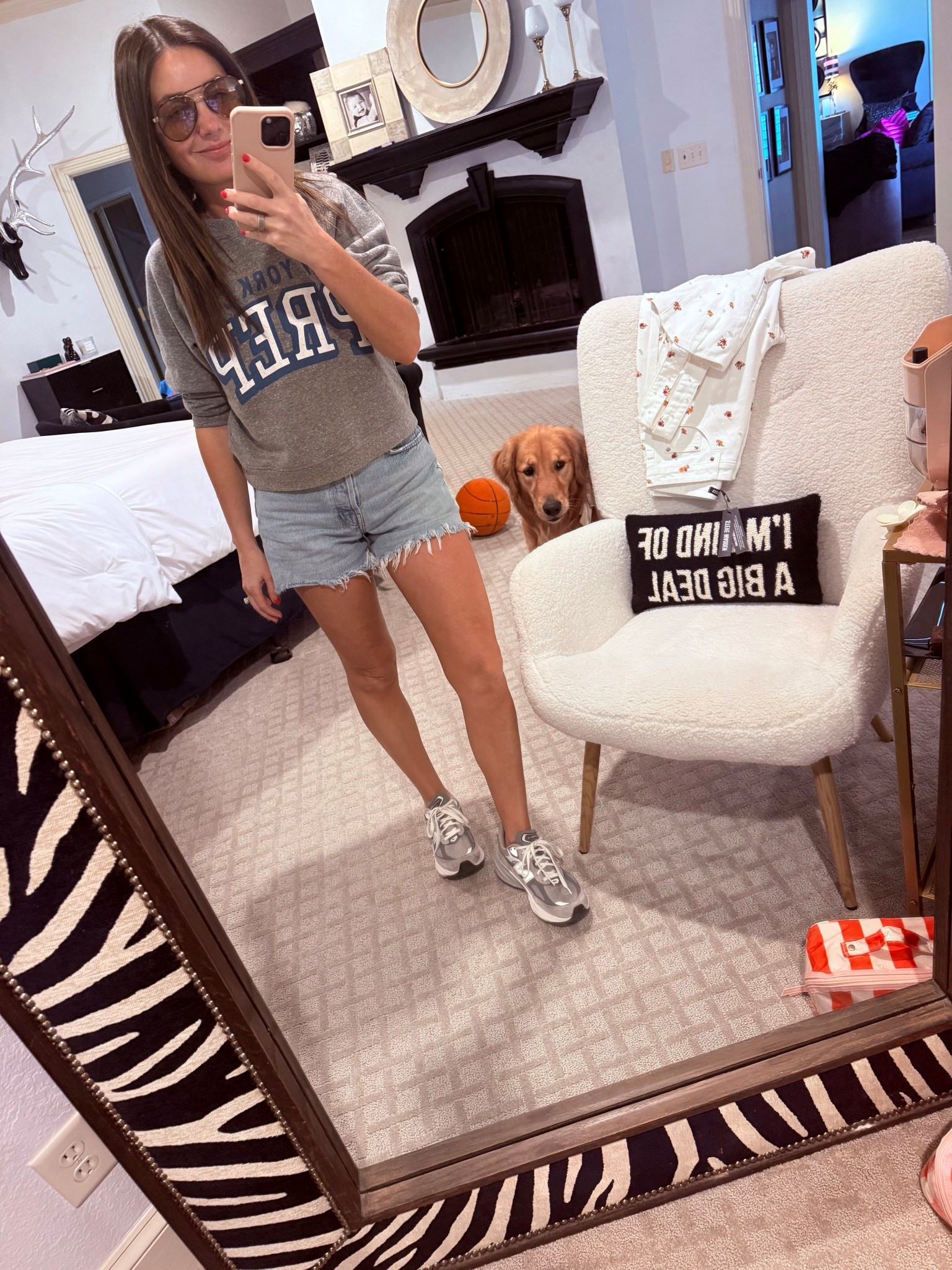 🩶🩵🩶🩵

Sweatshirt: extra small
Shorts: 25

New balance 
grey new balance 
Agolde
Agolde shorts
Casual outfit
Mom outfit 
Denim shorts 

#LTKmomlife #LTKPetite #LTKOver40